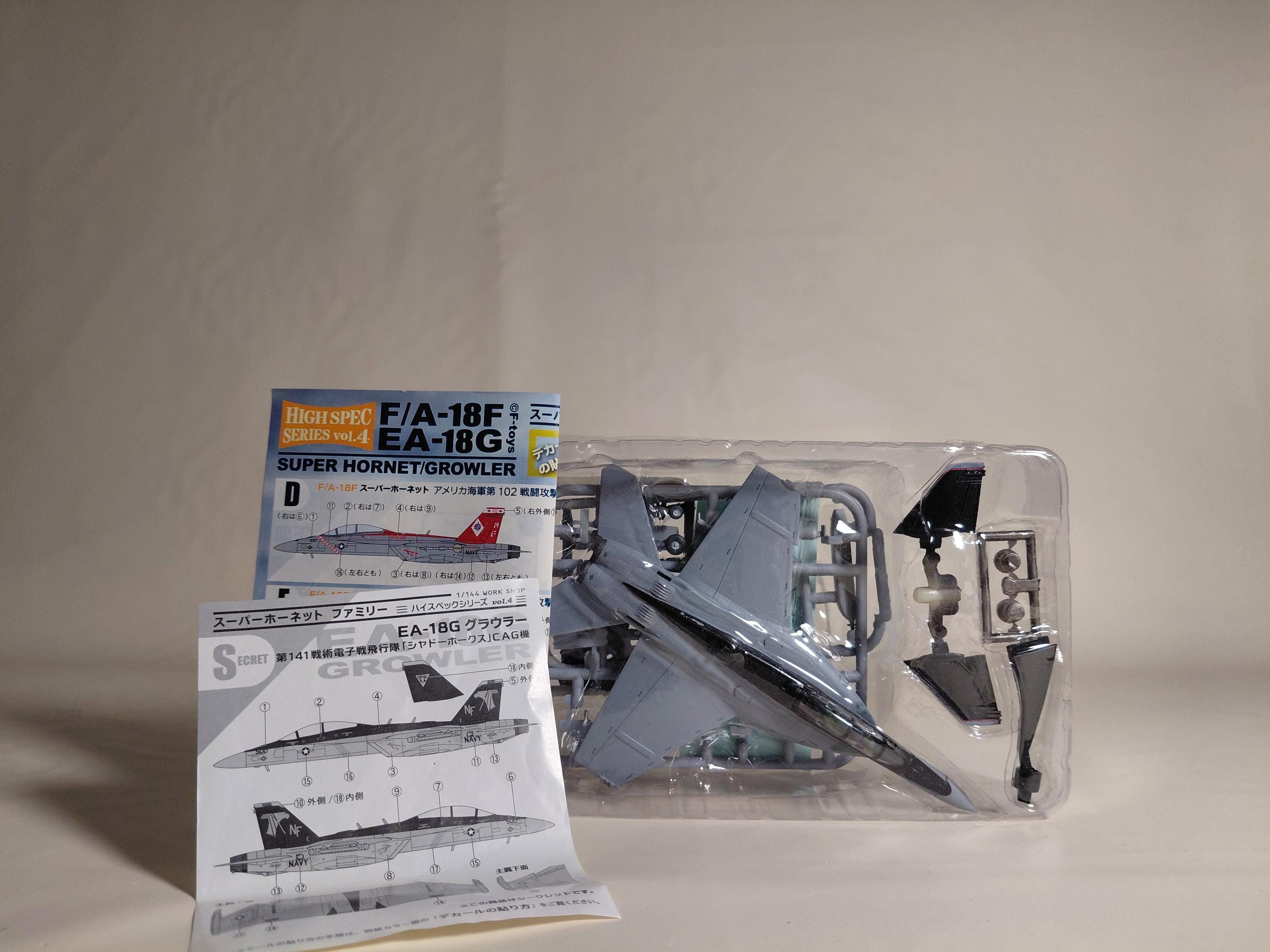 F-toys 1/144  High Spec Series 4 EA-18G Growler Secret US Navy vaq-141 Shadow Hawks CAG aircraft (#S2)