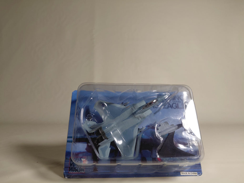 Takara Kaiyodo World Wings Museum 1/200 F-15 Eagle US Air Force F-15C Eagle (Regular Painting)