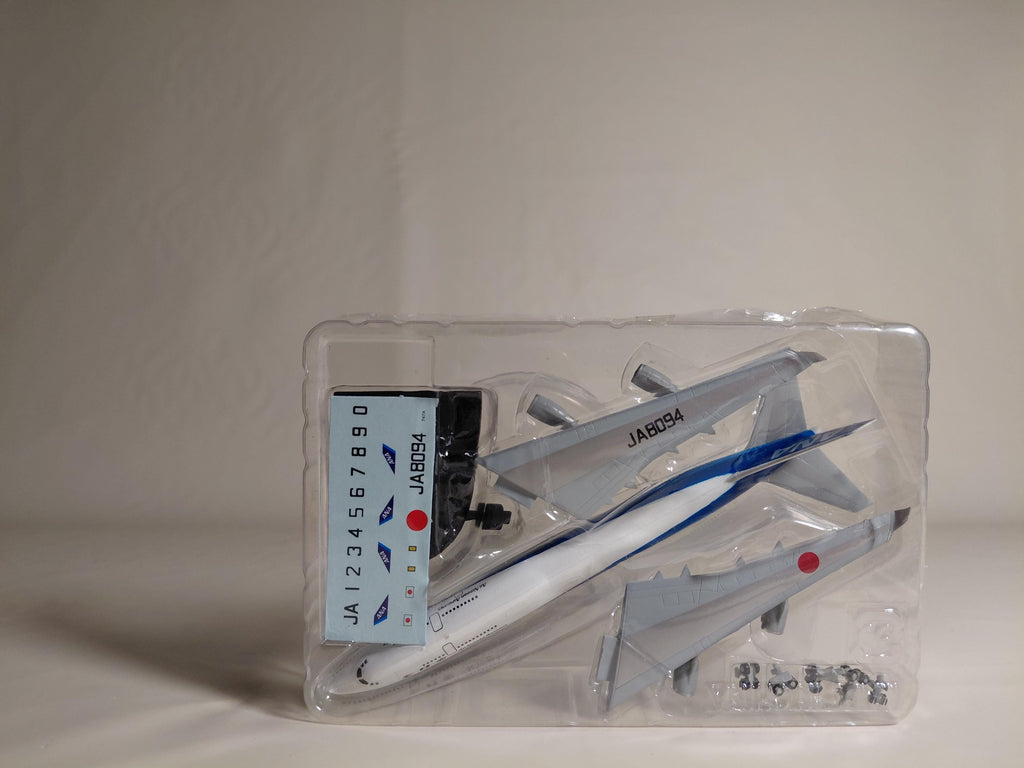 1/500 F-toys ANA Wing Collection B-747-400 JA8094