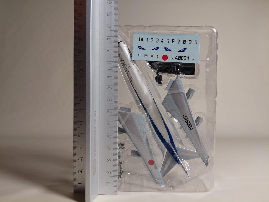 1/500 F-toys ANA Wing Collection B-747-400 JA8094
