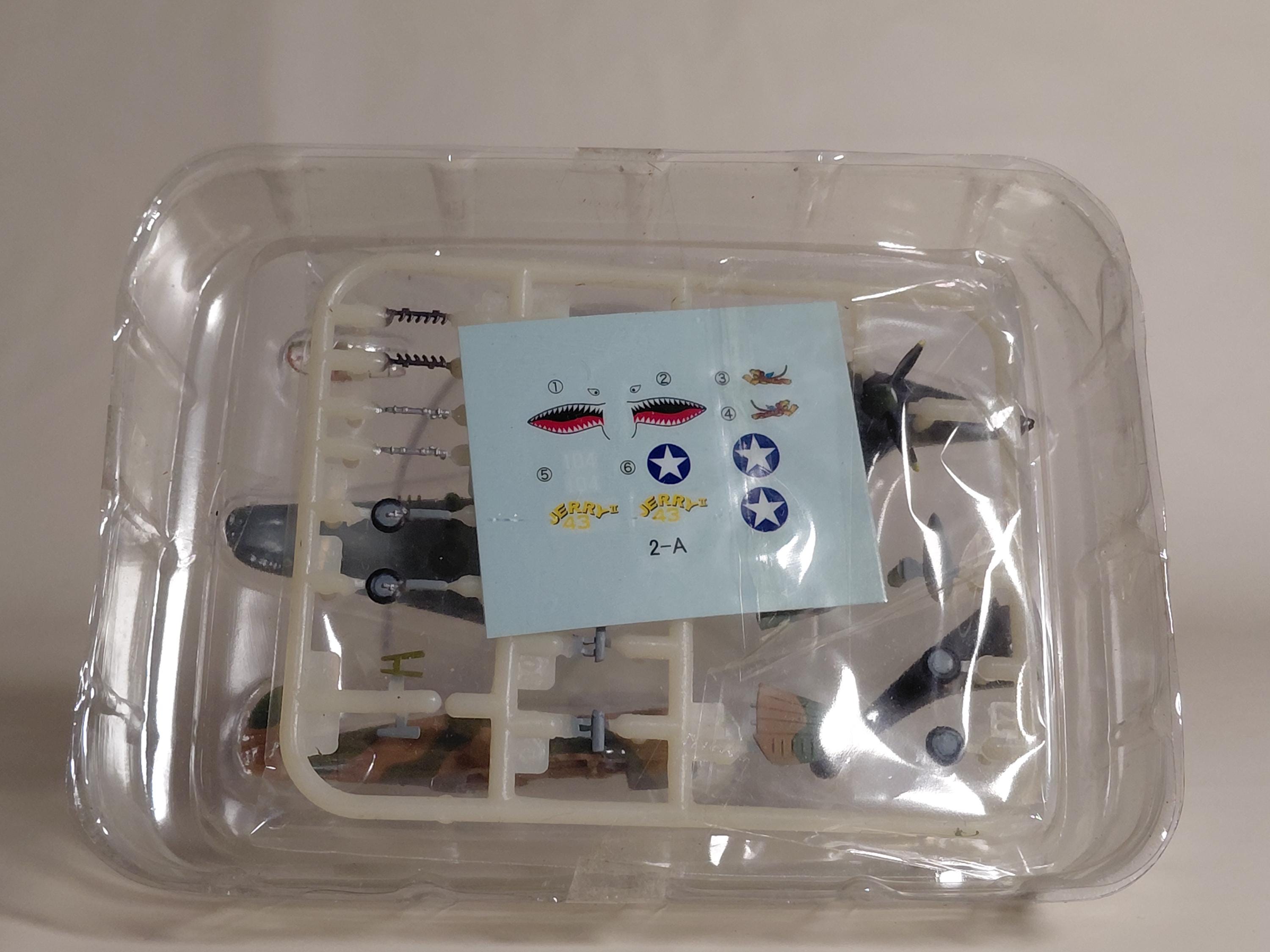 F-Toys 1/144 Wing Kit Collection 7. U.S. Army Curtiss P-40E Warhawk #2A