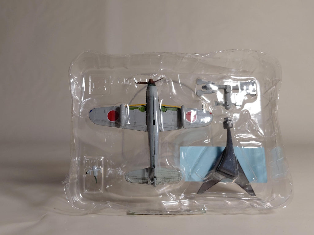 1/144 Comet Type 11 Carrier-Based Bomber #1A 523rd Air Group 2 Japanese Navy Warbird Collection Comet Type 11 F-toys