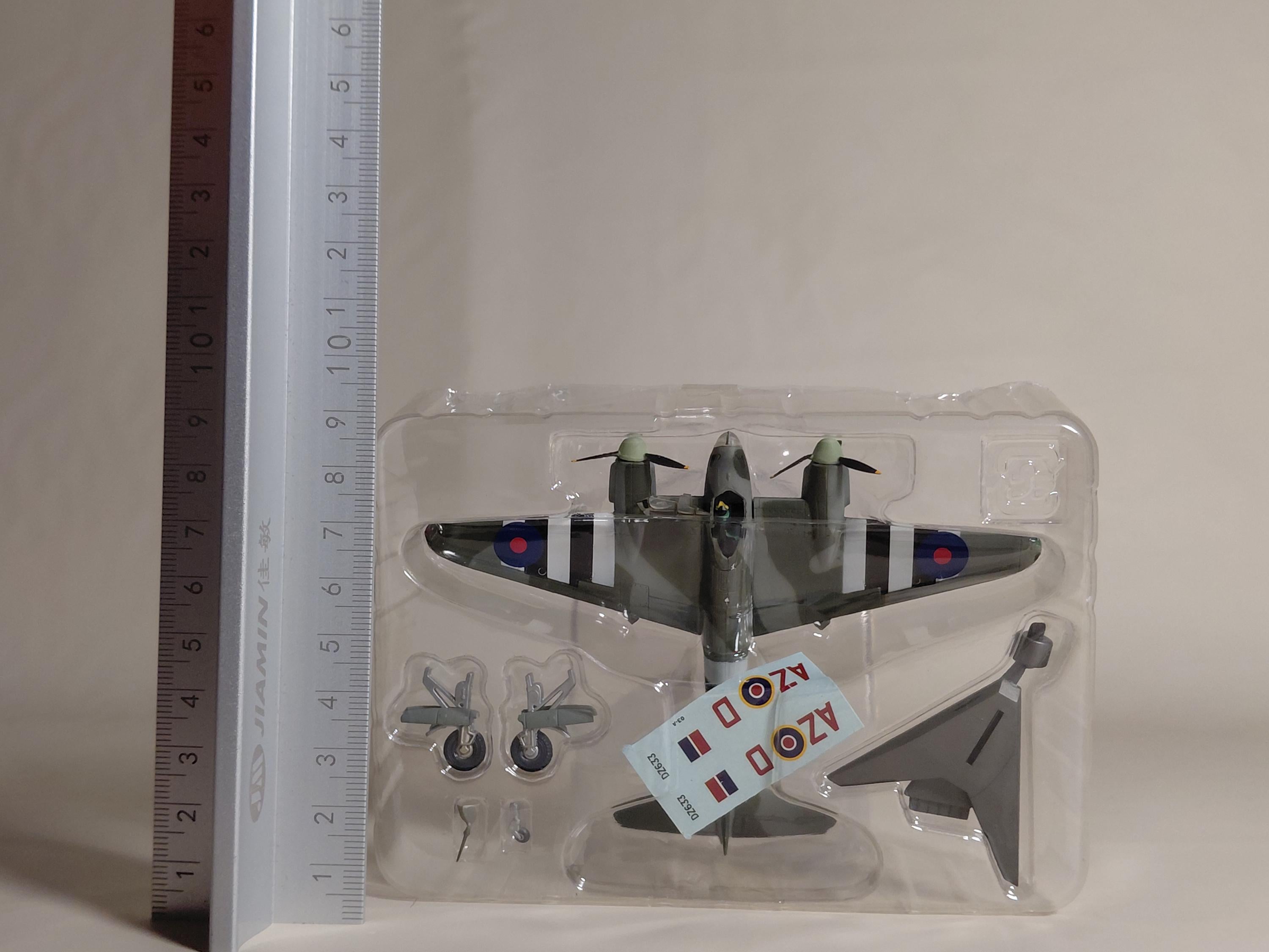 F-toys 1/144 Twin-Engine Aircraft vol.1 British RAF Mosquito FB. Mk. VI #3A