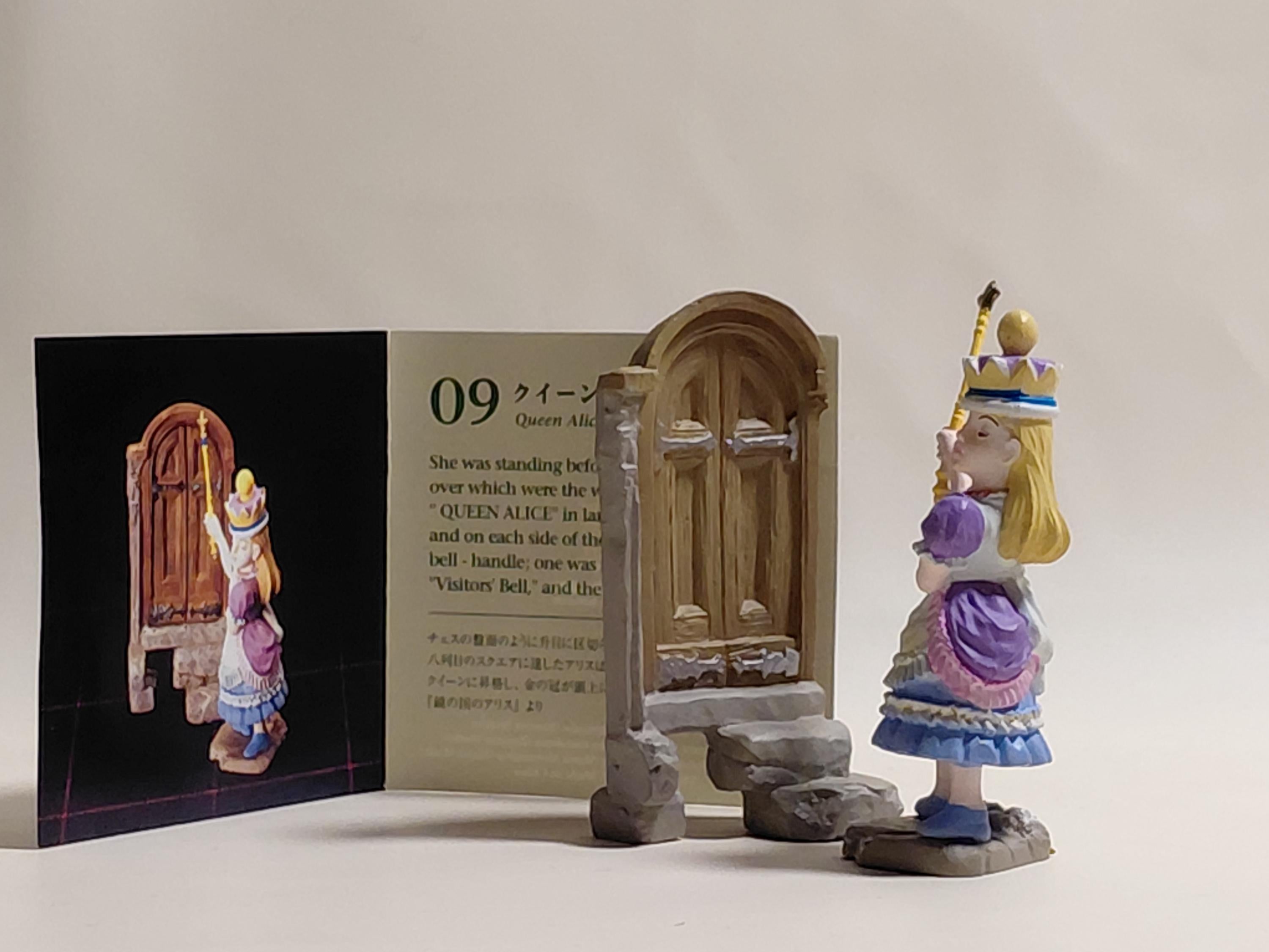 Kaiyodo Queen Alice in Wonderland Figure Disney figureland 2