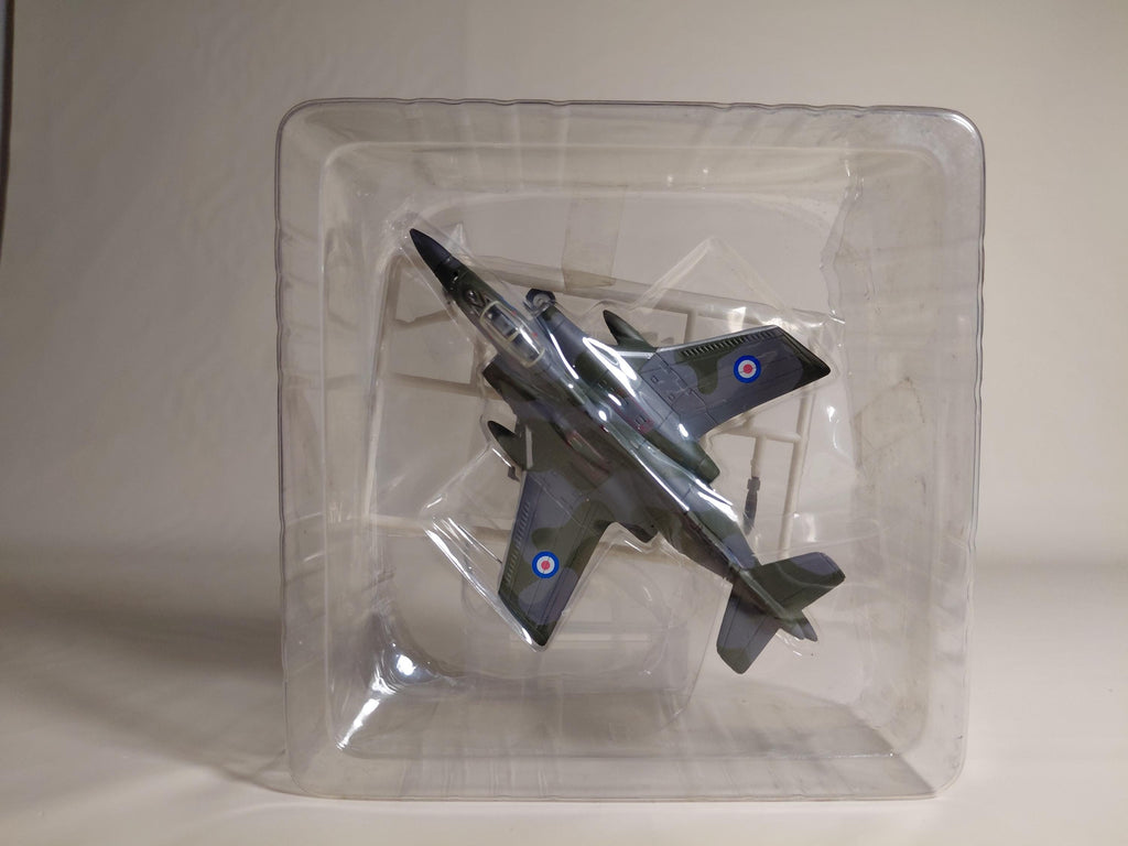 1/144 Rizco S.Mk II Buccaneer (current machine ) AREA88 Collection 1