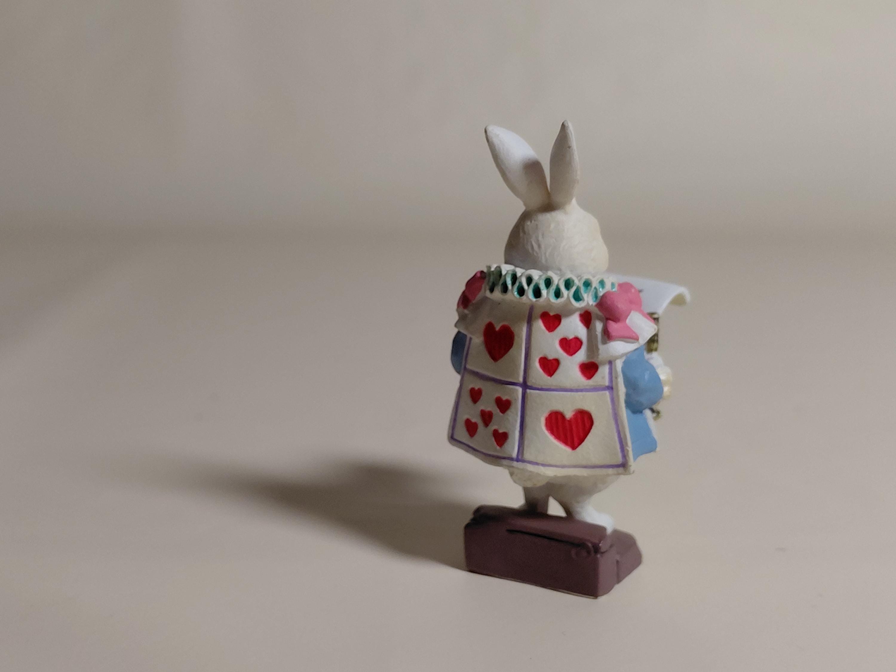 Kaiyodo Alice's tea party 2  White Rabbit on the Court
