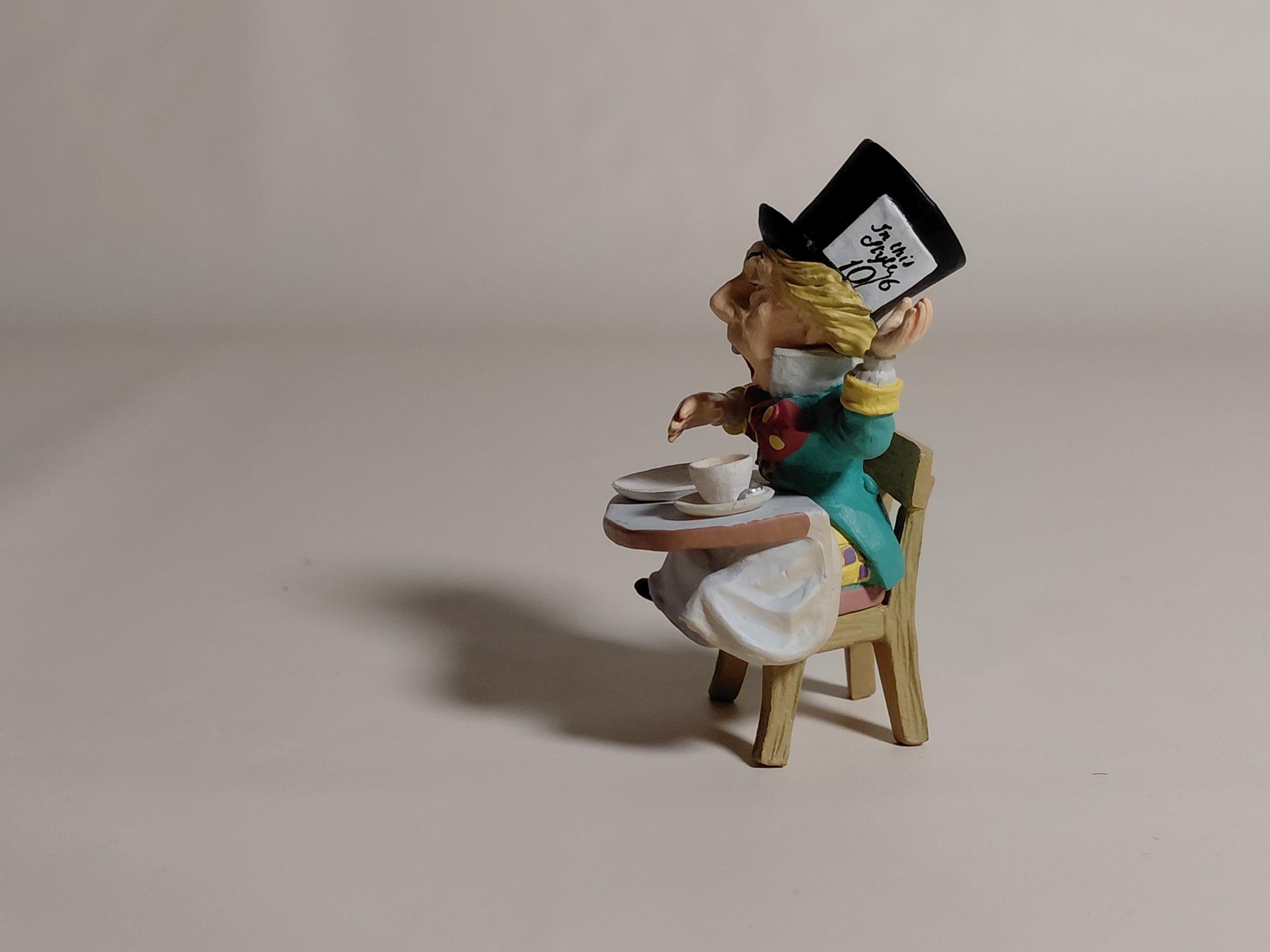 Kaiyodo Alice's tea party 2 Mad Hatter in the Party