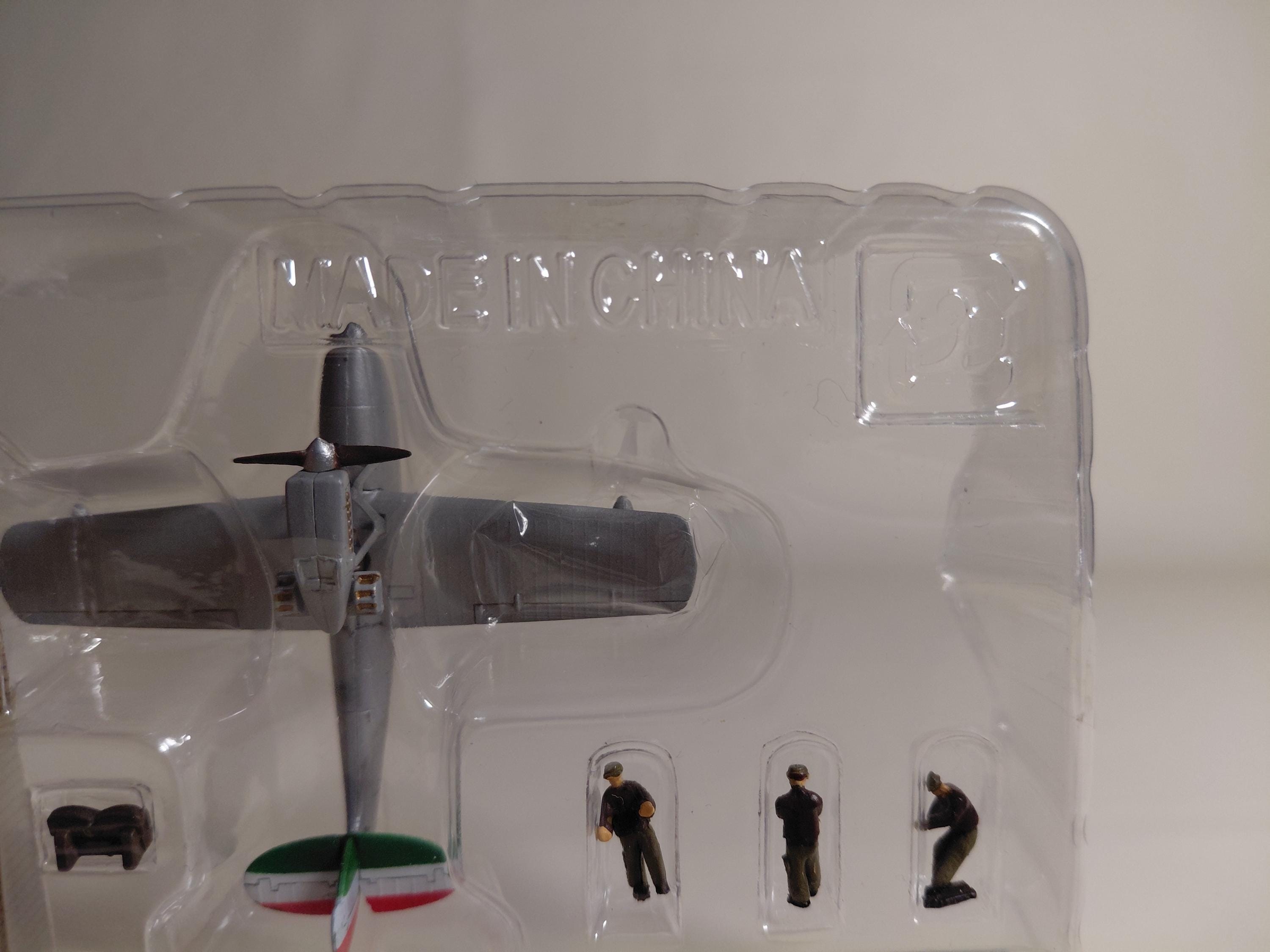 F-toys 1/144 Macchi M.33 Italian Air Force High Speed Flying School #3b