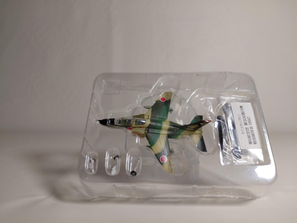 F-Toys 1/144 Acro Team Collection Vol.1 Secret T-4 6th Wing 306th Squadron (1992 Air Combat Competition) Fighter Miniature #1S secret item