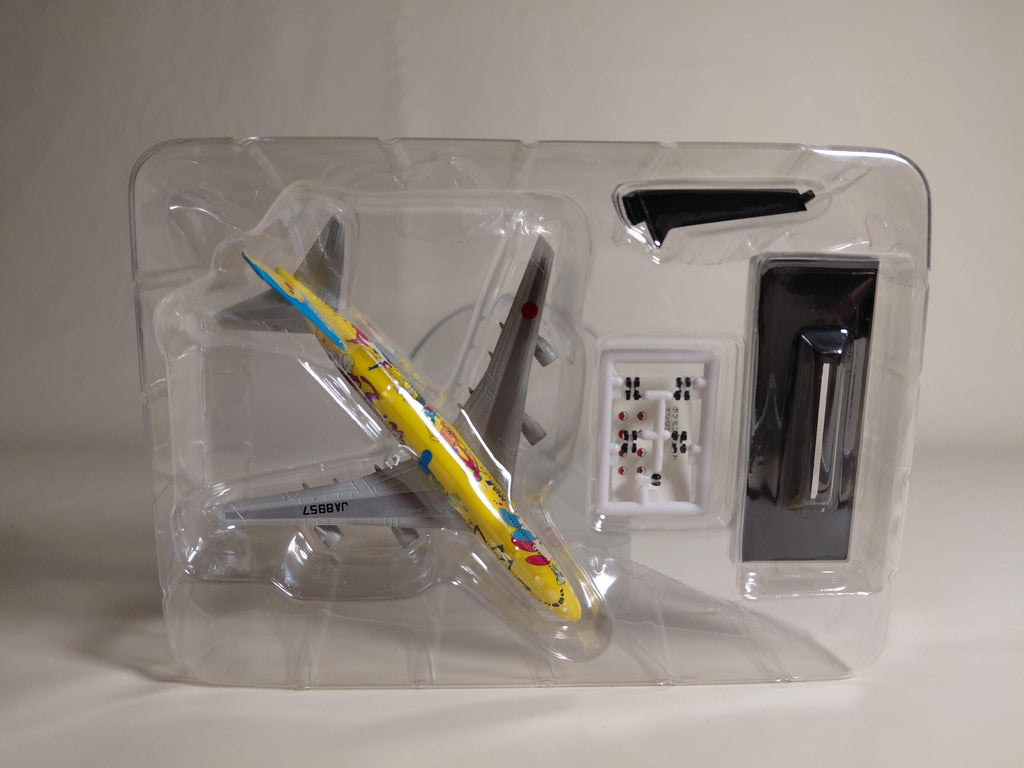 Takara 1/700 B747-400D ANA Pokemon Jet Flower Jumbo 4 Wings of the World SP Pikachu Jumbo Boeing