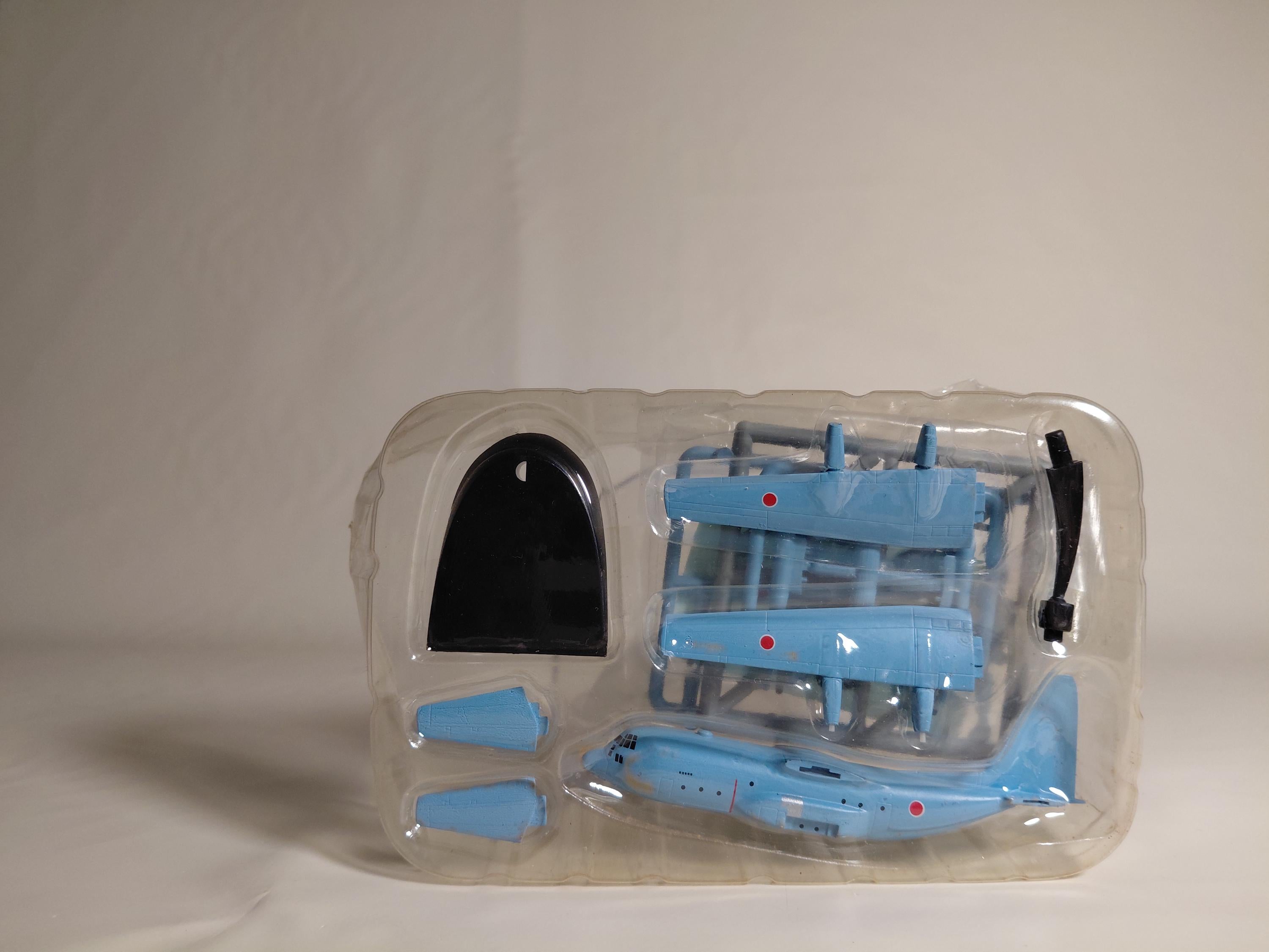 Aircraft Wings Collection 2 F-Toys 1/300 C-130 Tactical Transport Aircraft Japan Air Self-Defense Force 1st Transport Wing, 401st Squad #1B