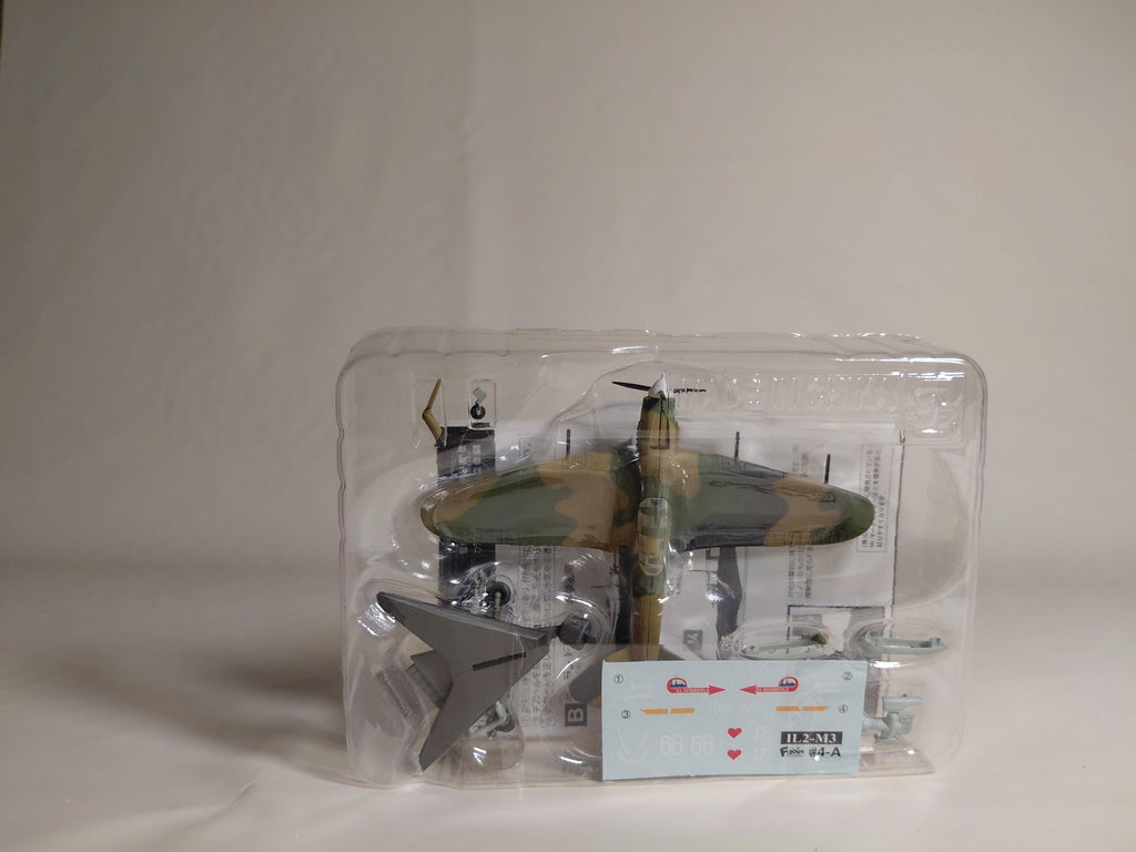 F-toys 1/144 WWII Warbird Collection. Russian IL-2M3 Shturmovik #4A