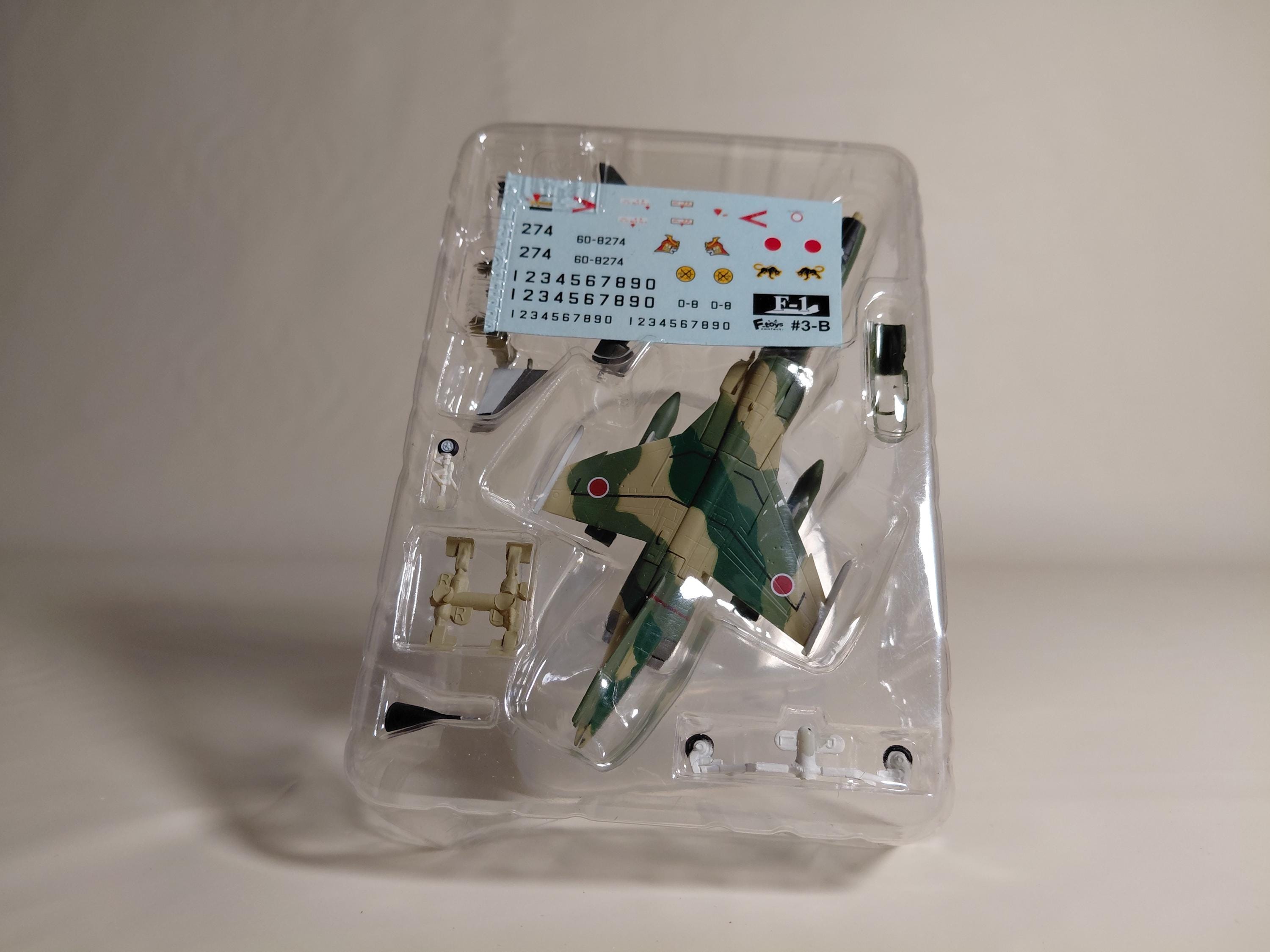 1/144 F-Toys JASDF vol.2 #3b T-2/F-1 b.F-1 3rd Air Wing 3rd Squadron Misawa Air Base, Aomori Prefecture (until 2000)