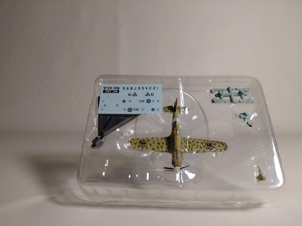 1/144 F-Toys WWII War bird Collection#3A Macchi C.202 Folgore
