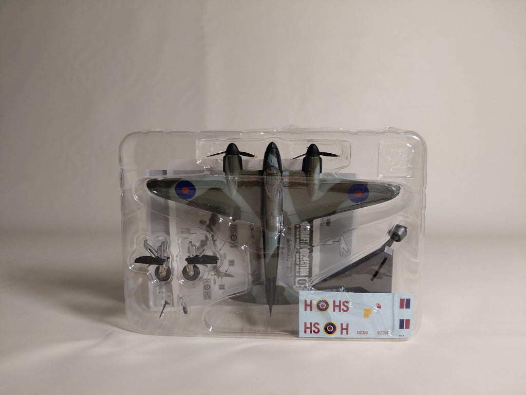 Toys 1/144 Scale Twin Engine Collection Mosquito 3-S Secret Night Bomber Leader
