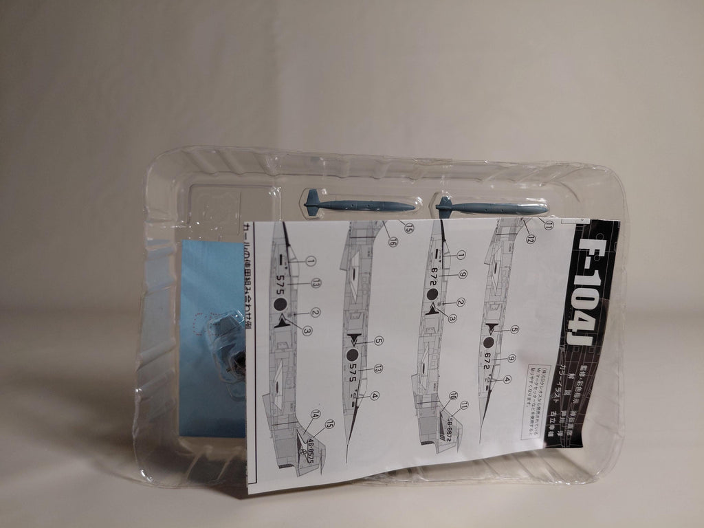 F-toys 1/144 JASDF Collection #4B F104J 38th Air Group, 207th Air Wing, Naha Air Base, Okinawa Prefecture (1972-1985)