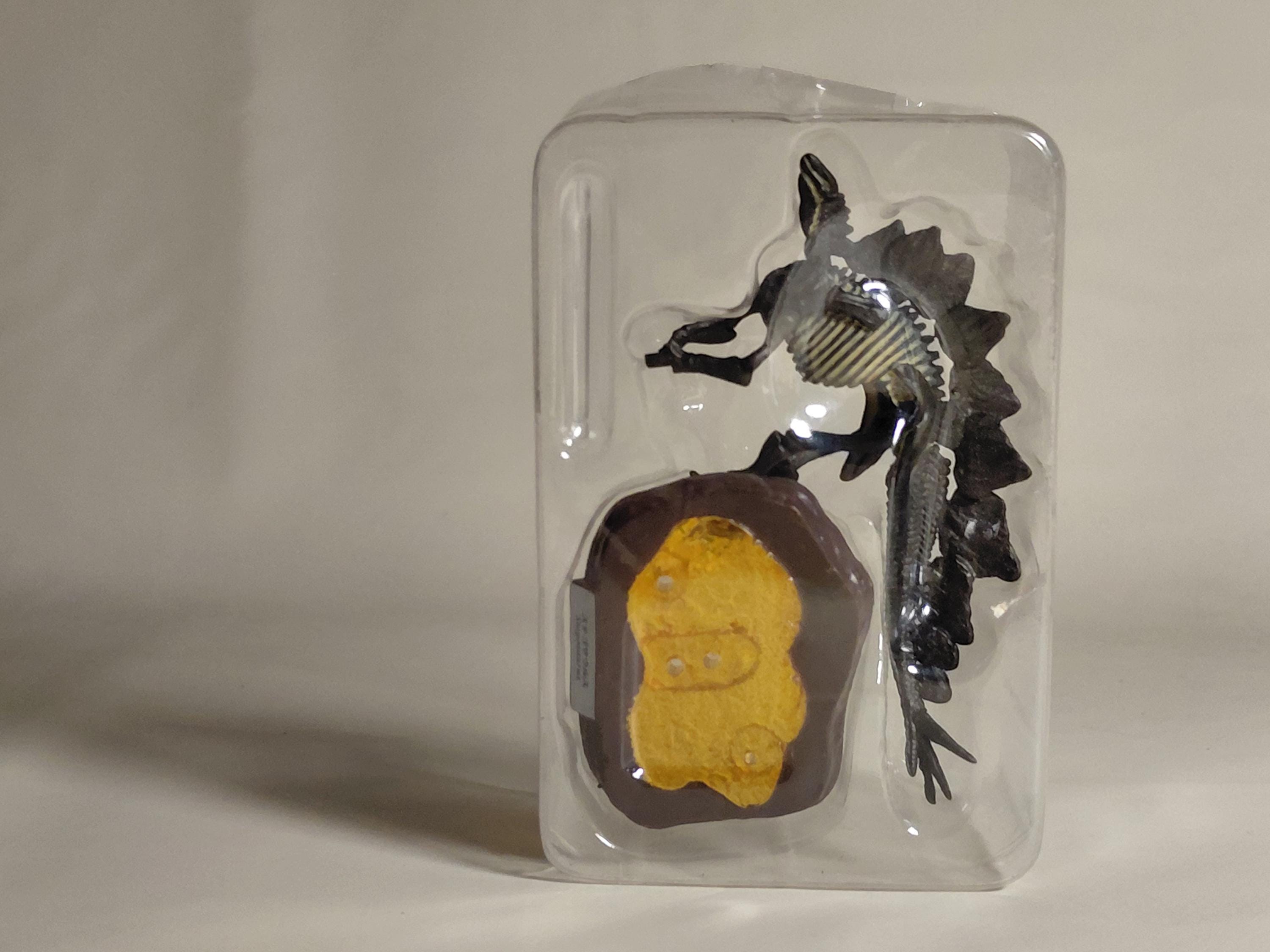 F-Toys Kaiyodo  "Dinosaur Master" #4 Stegosaurus (fossil color)
