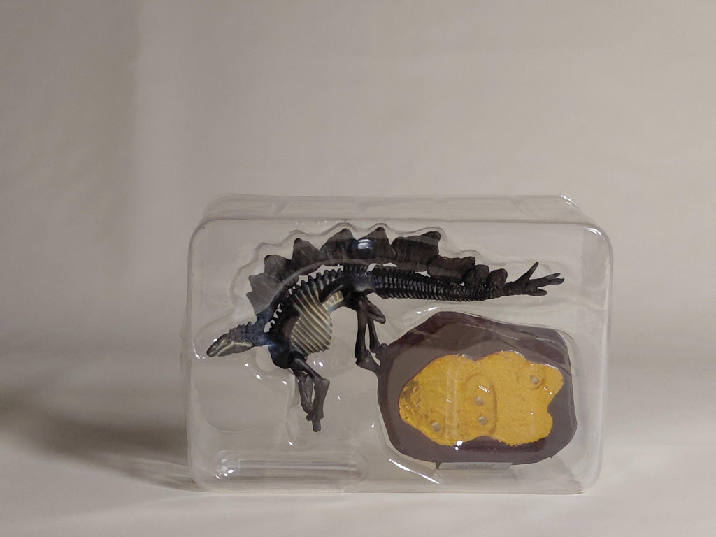 F-Toys Kaiyodo  "Dinosaur Master" #4 Stegosaurus (fossil color)
