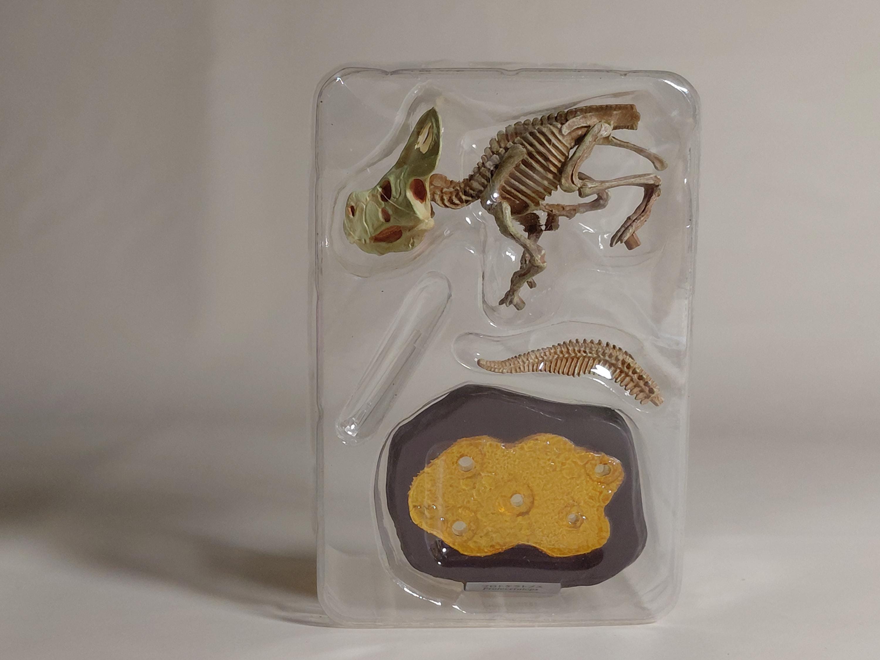 F-Toys Kaiyodo "Dinosaur Master" Protoceratops