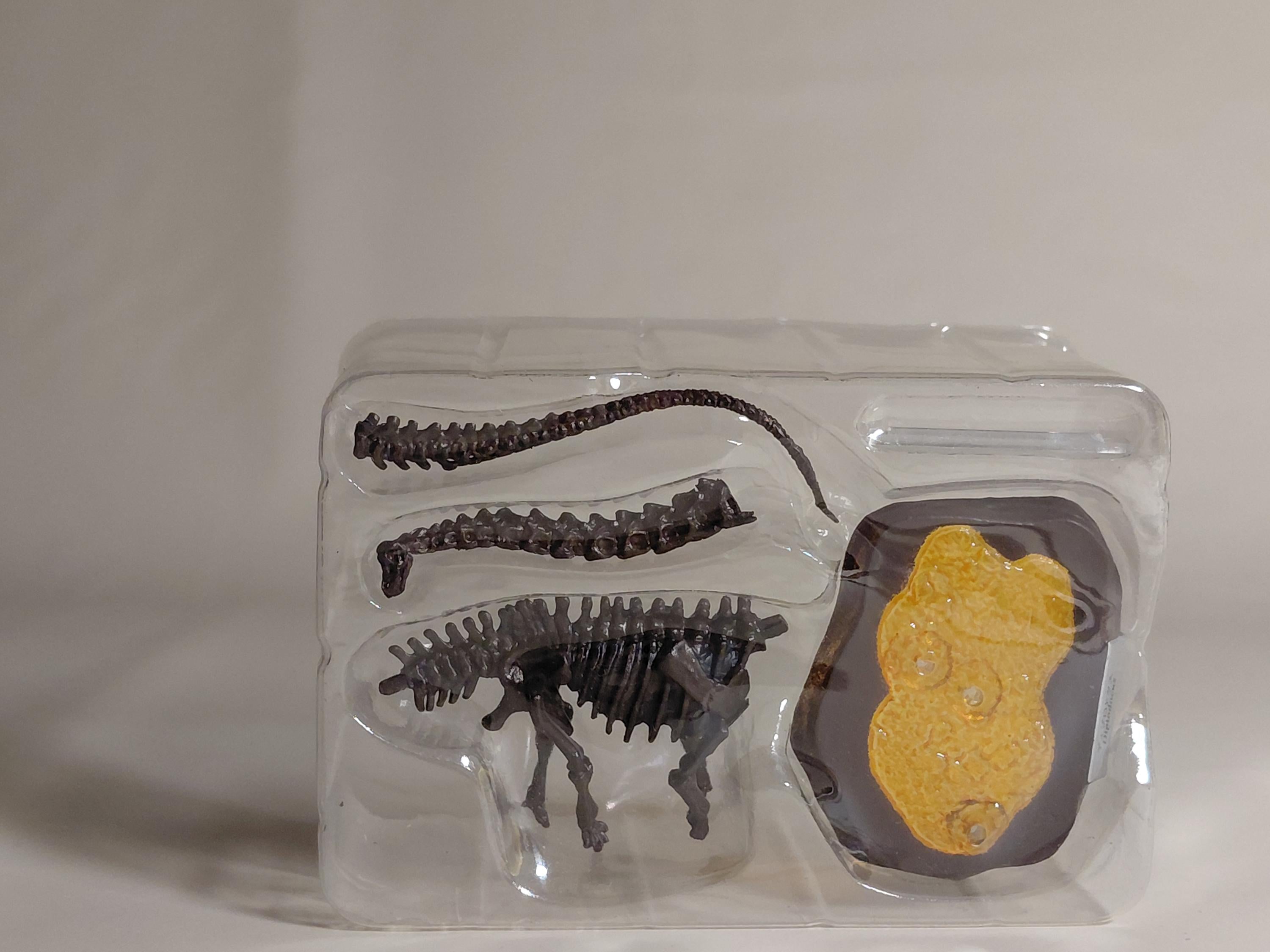 F-Toys Kaiyodo "Dinosaur Master" #1. Diplodocus Fossil Color