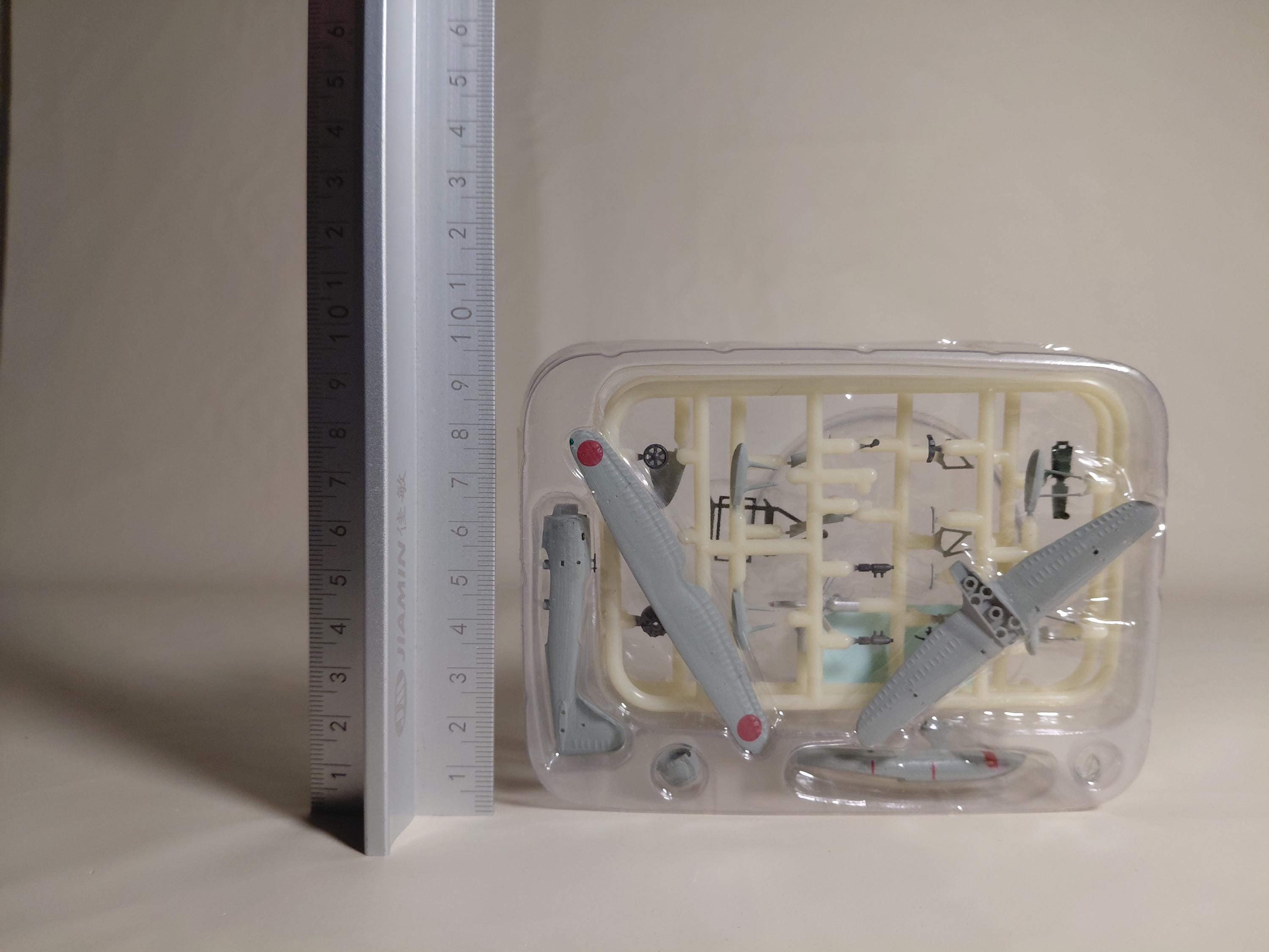 F-toys Wing Kit Collectionol.15 #2B Zero Observation Machine, Type 11 Equipped with Special Seaplane Carrier "Sanyo Maru" (Previous Type)