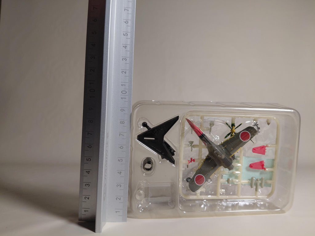 F-toys 1/144 Leiji Matsumoto Battlefield Manga Collection #5A 4 Type Fighter Hayate Acrylic Coffin