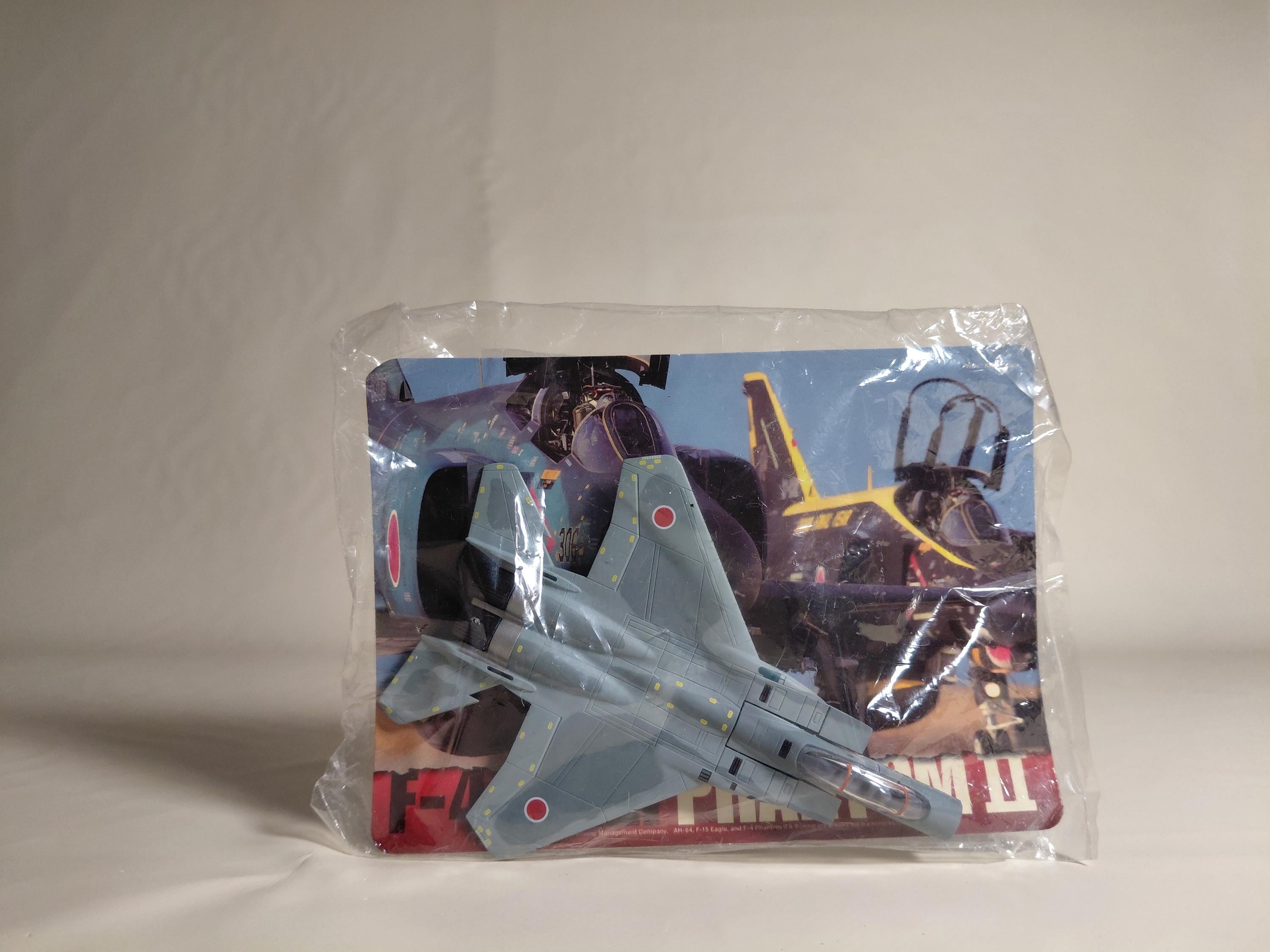 Doyusha Wings Collection series 1/144 scale modern aircraft version, Vol. 11, #3 F-15J Eagle, Japan Air Self-Defense Force, 203rd Squadron