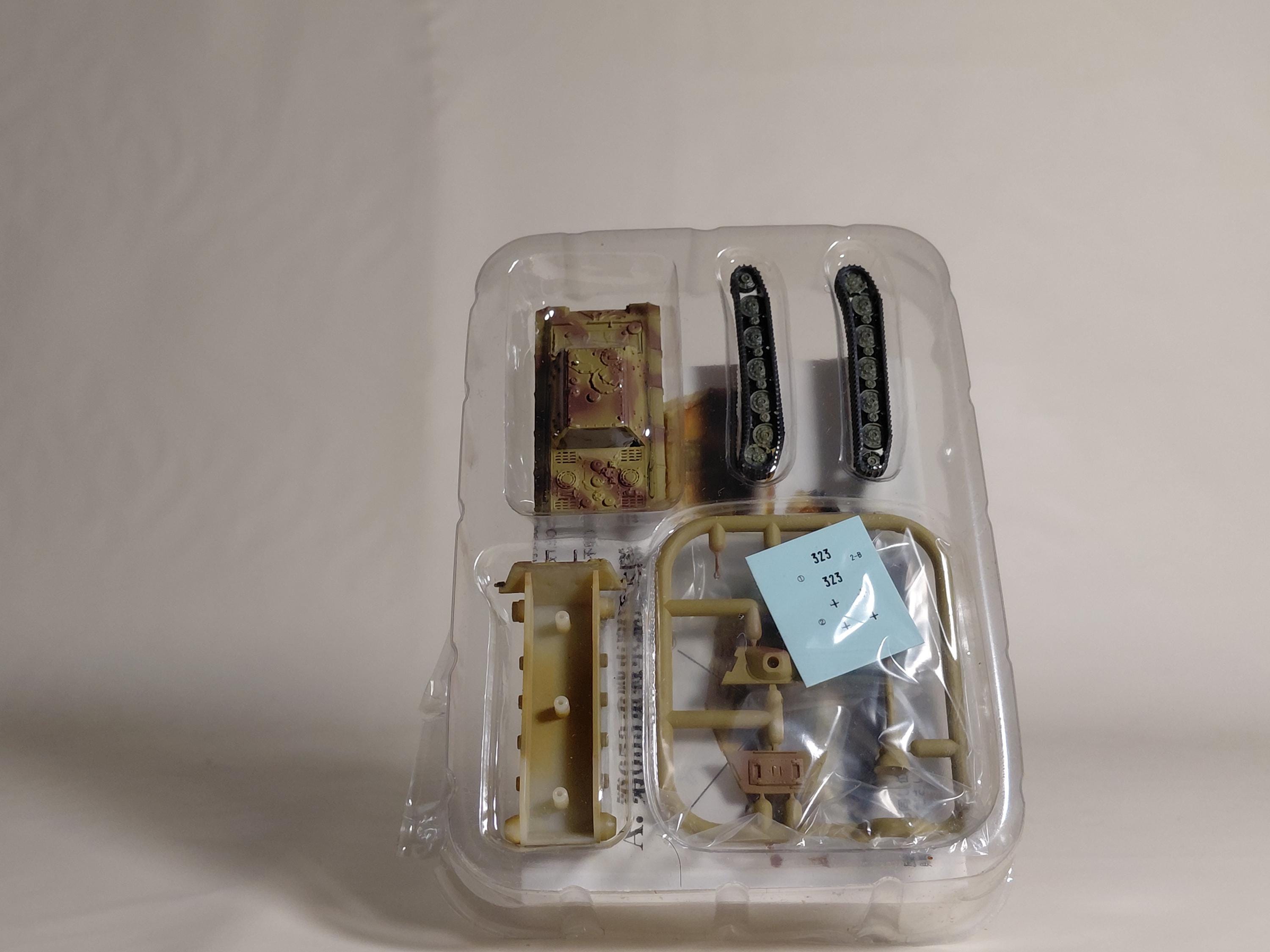 F-Toys Battle Tank Kit Collection Vol.2 #2B German Jagdtiger (Henschel Type)