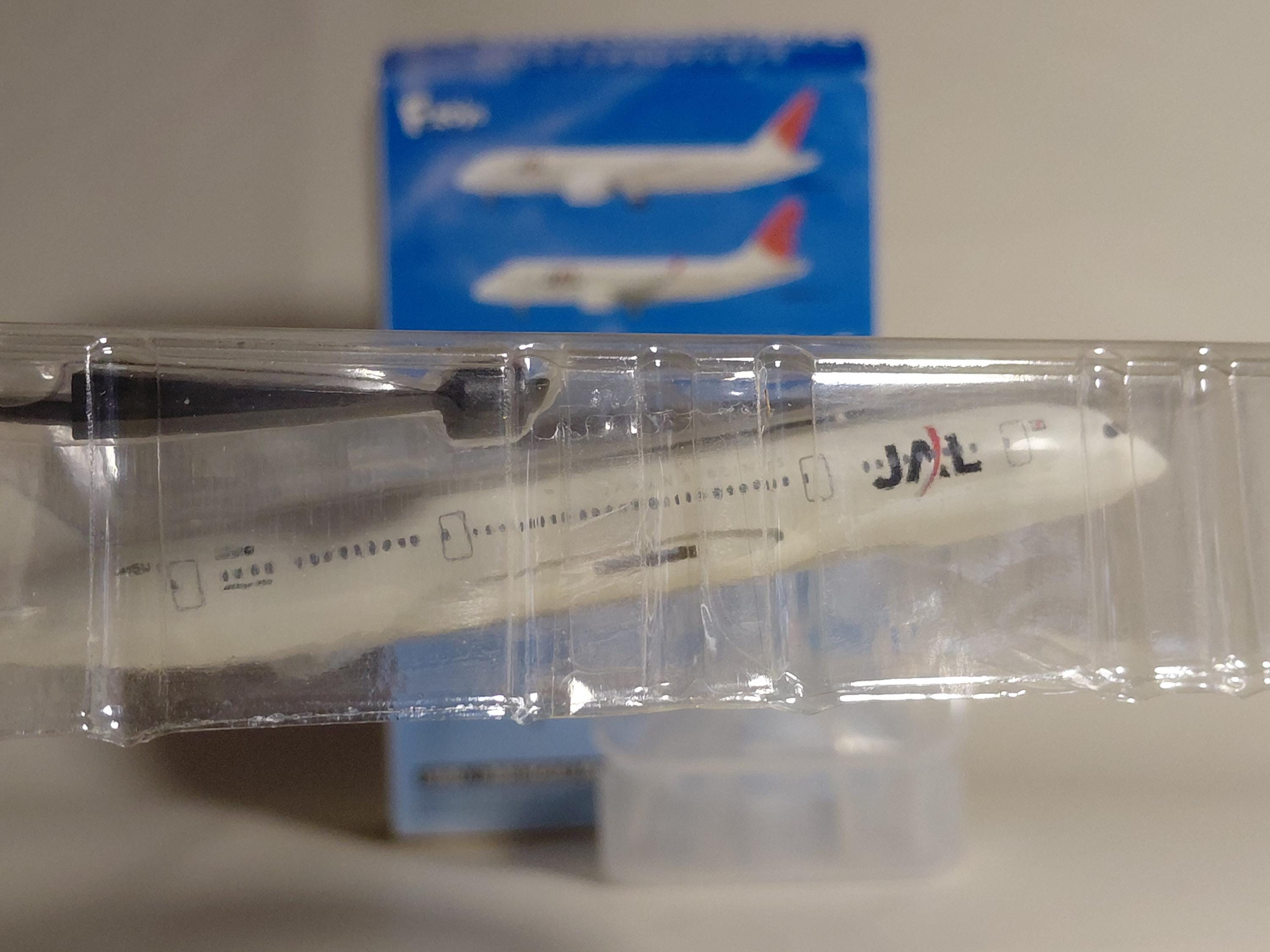 F-toys 1/500 Jal Wing Collection Vol.2 Boeing 787-8 Ja851J Airliner