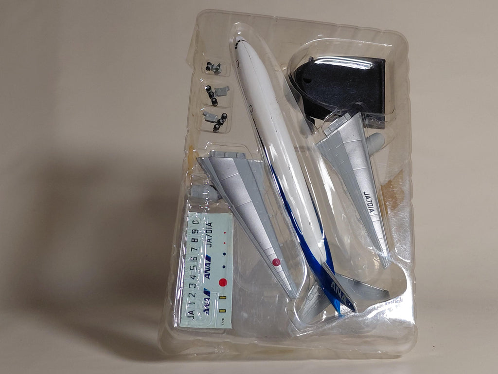 F-toys 1/500 ANA Wing Collection B777-200 JA701A