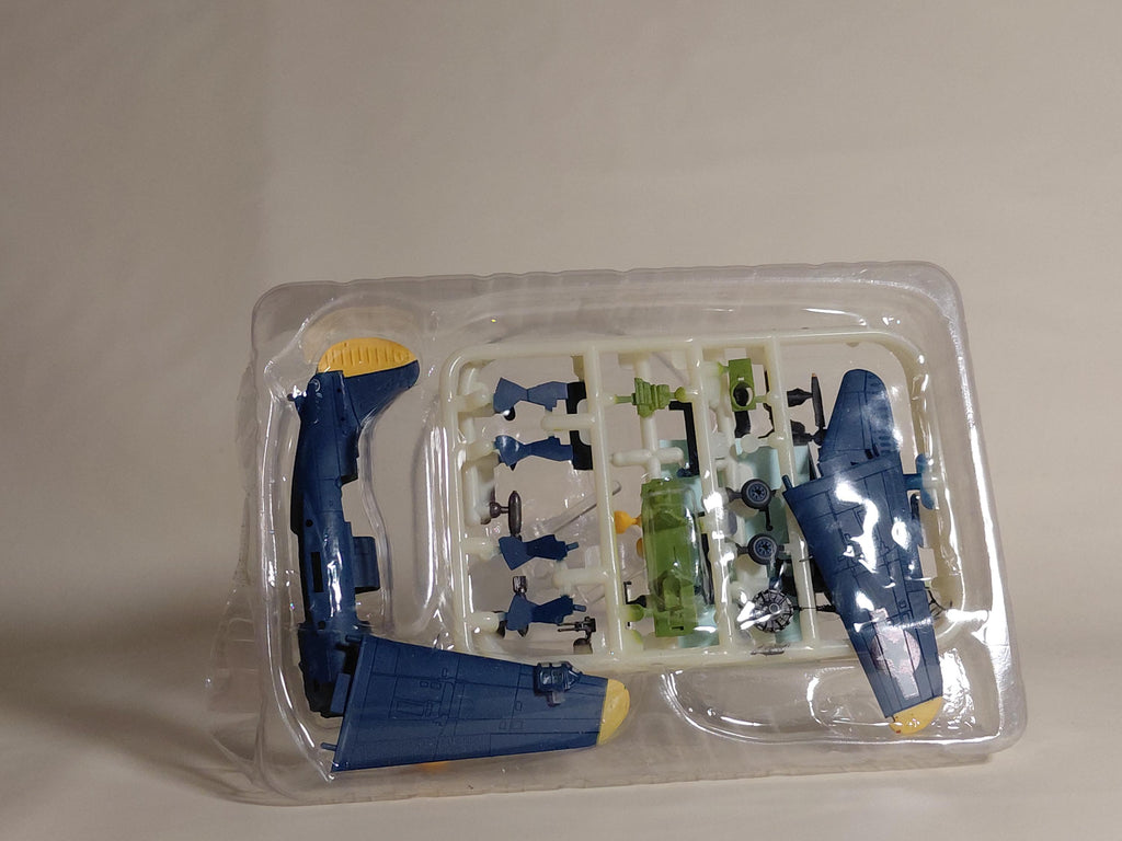F-toys 1/144 WKC 5 WWII Helldiver SB2C Dive Bomber Navy Rescue maquette kit SPECIAL #2S
