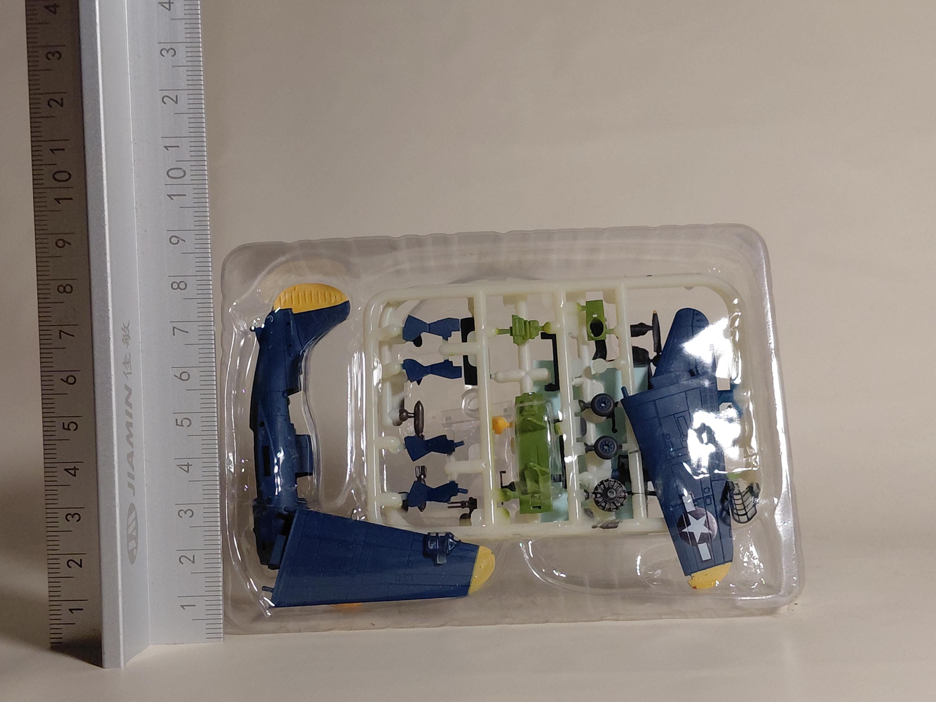 F-toys 1/144 WKC 5 WWII Helldiver SB2C Dive Bomber Navy Rescue maquette kit SPECIAL #2S