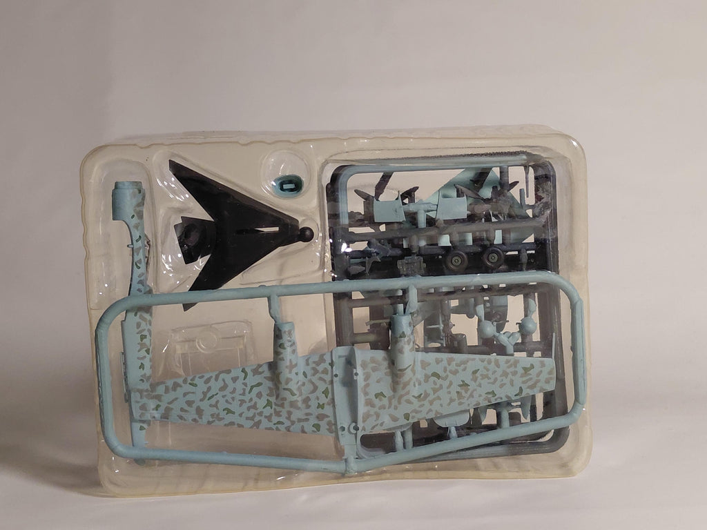 F-TOYS Wing Kit Collection VS8 #2C.Bf110G-4 Luftwaffe 1st Night Fighter Airline 9th Company Messerschmitt 1/144
