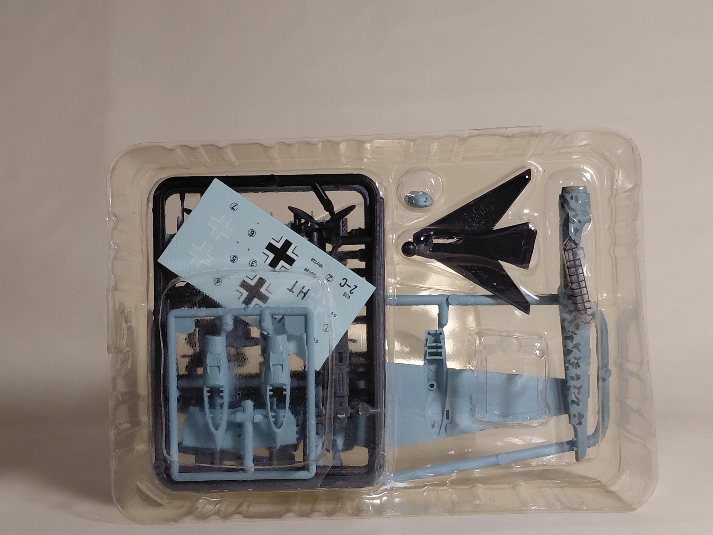 F-TOYS Wing Kit Collection VS8 #2C.Bf110G-4 Luftwaffe 1st Night Fighter Airline 9th Company Messerschmitt 1/144