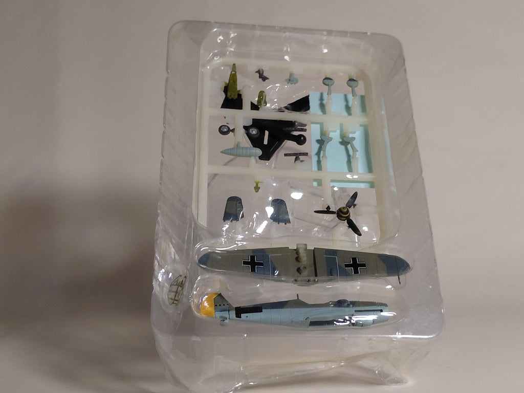 F-TOYS 1/144 Leiji Matsumoto Battlefield Manga Collection 2 Messerschmitt Bf109G-6 Candy Toy Arcadia of Our Youth