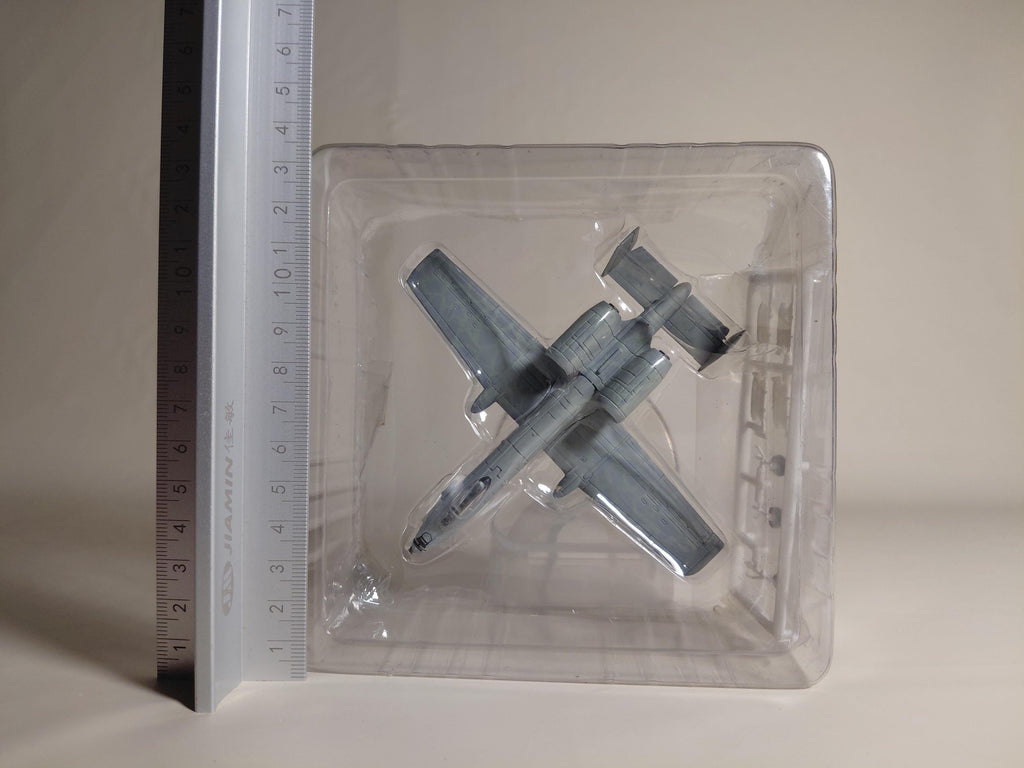 RIZCO 1/144 Area 88 Collection A-10 Thunderbolt II Gray