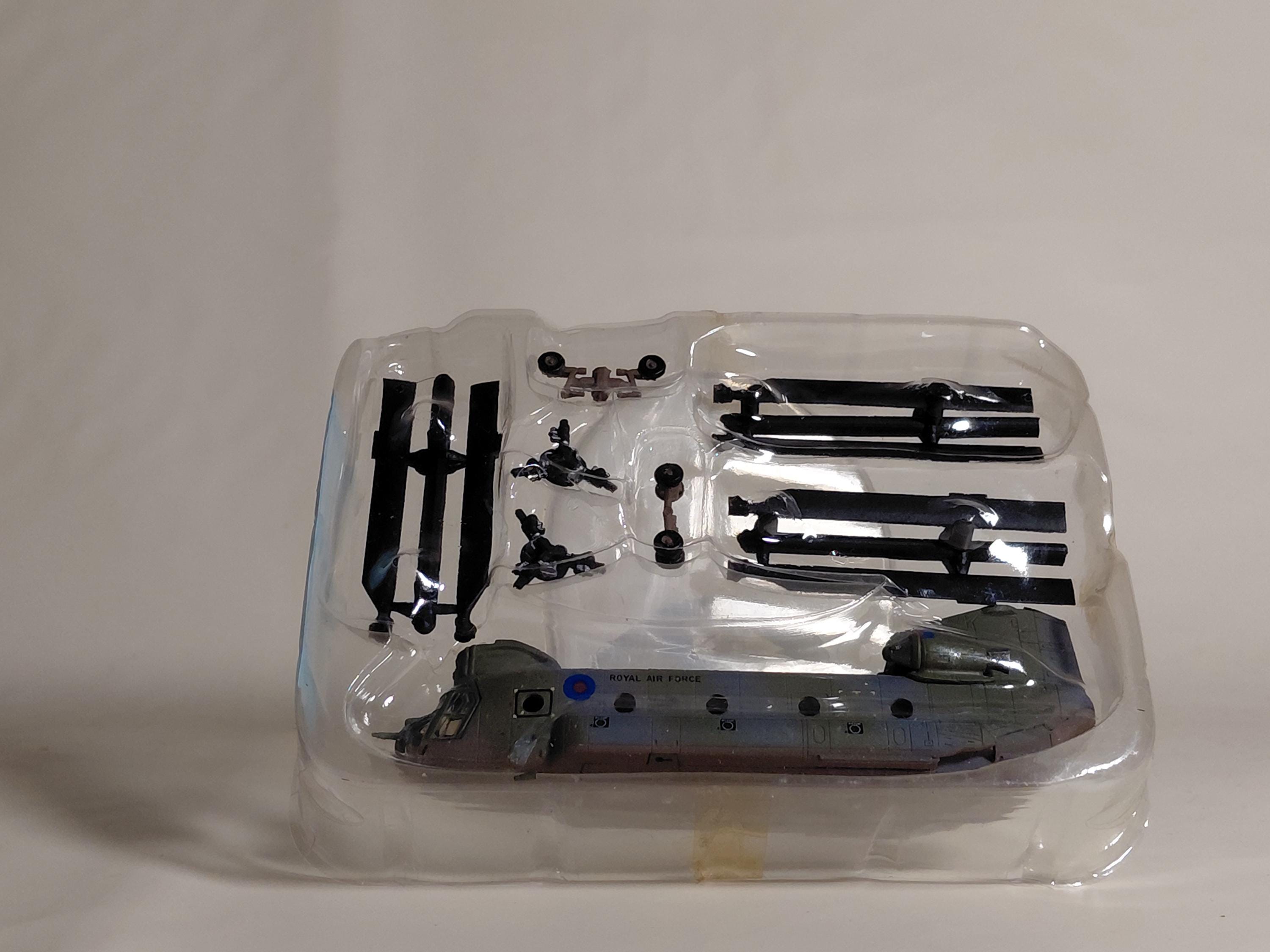 1:144 Heliborne Collection Special Ver. Chinook CH-47