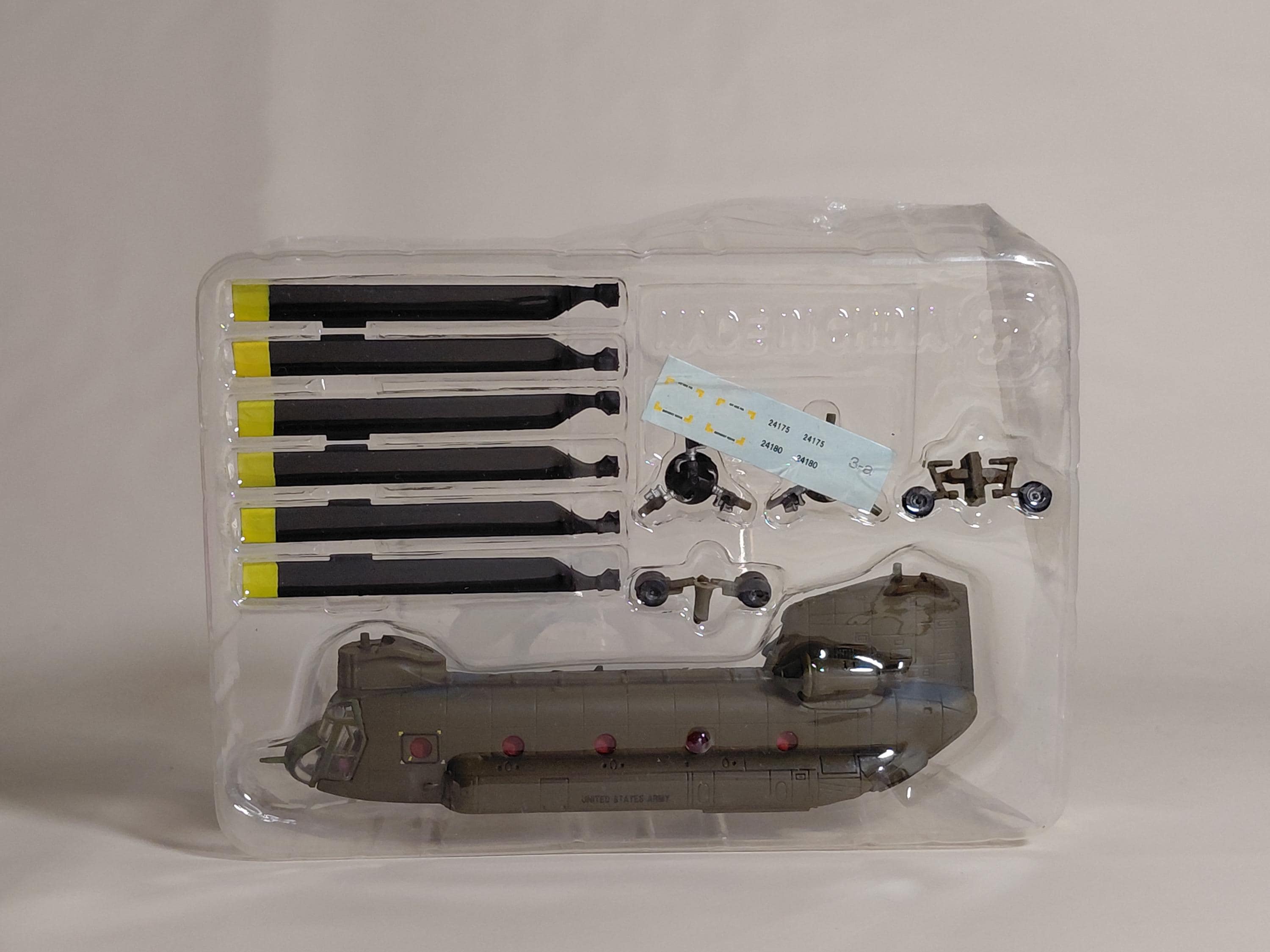 1:144 U.S.ARMY CH-47 "chinook " heliborne collection 2 F-toys
