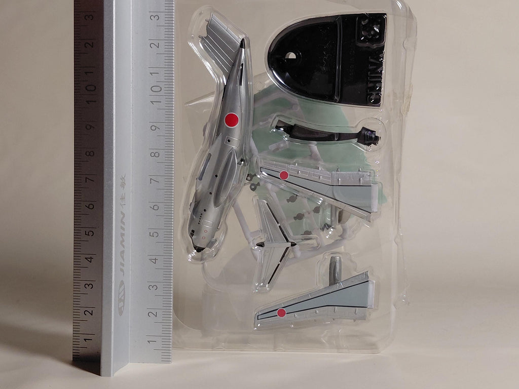 F-toys 1/300 scale F-toys F-1 Aircraft Wings Collection, Japan Air Self-Defense Force, Old Paint (Silver)