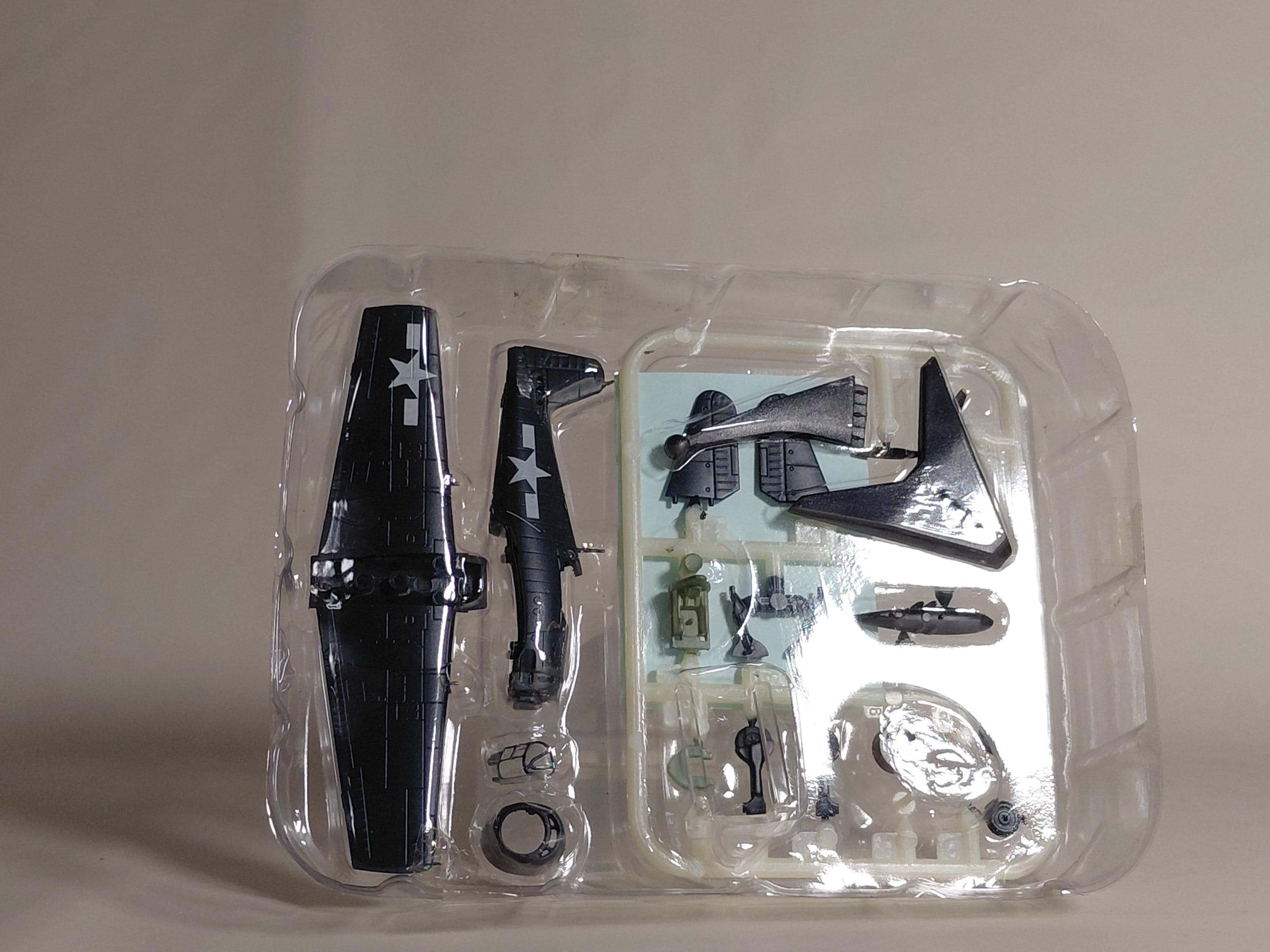 F-toys 1/144 Wing Kit Collection 10 #1A F6F-5 Hellcat