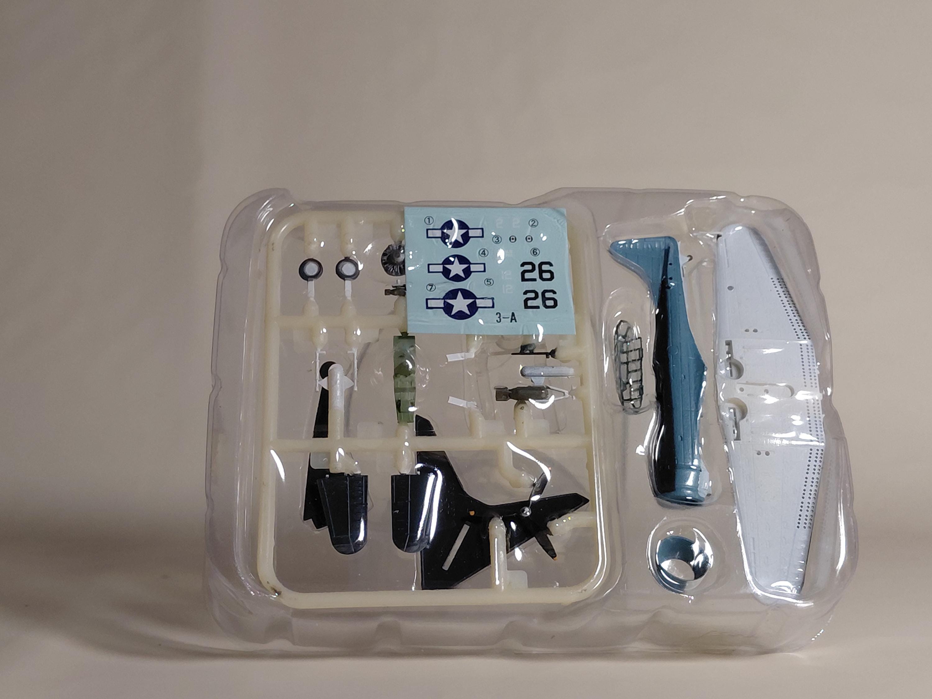 F-Toys 1/144 Wing Kit Collection vol. 10 WW2 US Navy aircraft SBD Dauntless #3A US Marine Corps