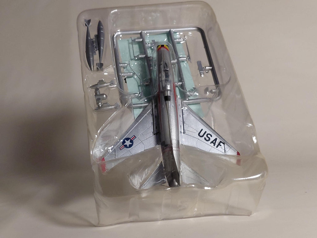 F-toys 1/144 F-100D  North American Super Sabre