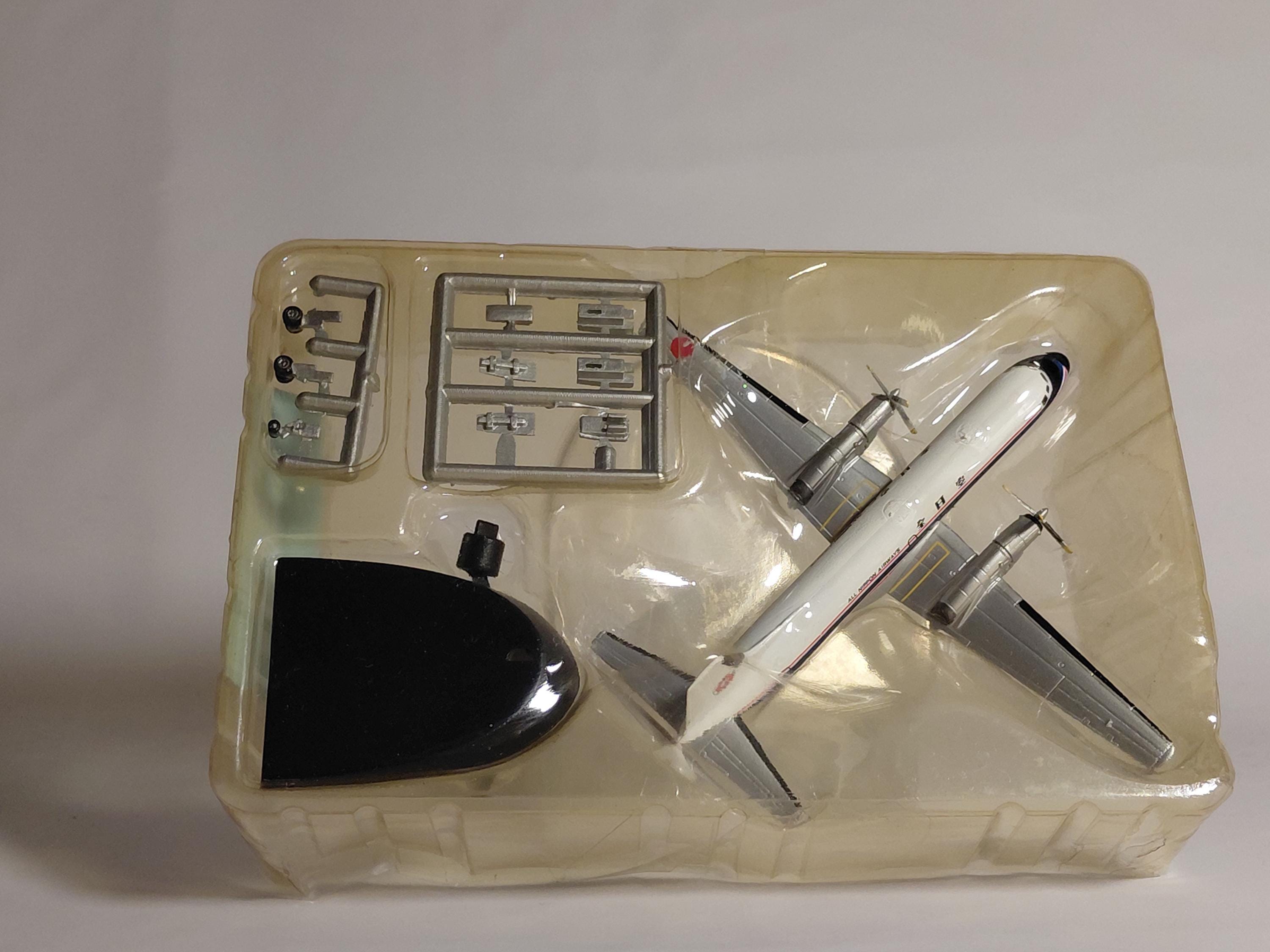 F-toys 1/300 YS-11 Retsuden 4 ANA Initial Paint JA8733