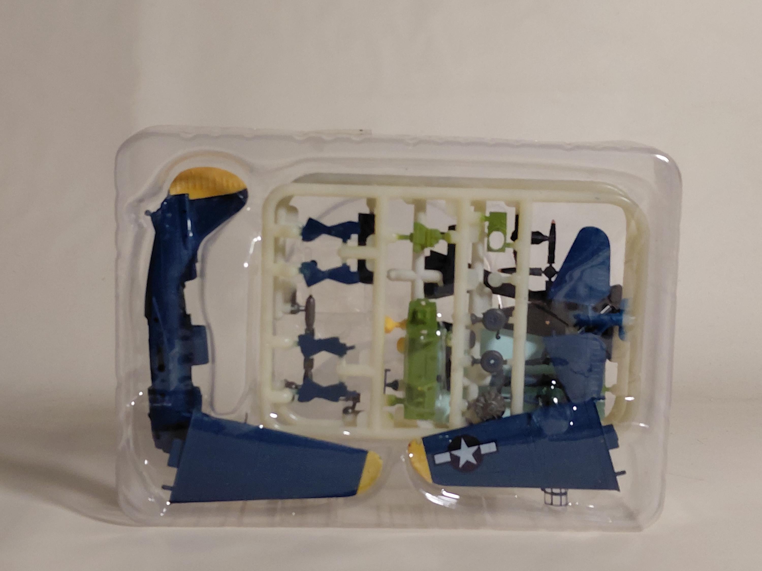F-toys Wing Kit Collection VS5 SB2C-4 Helldiver 1/144 Secret #2S Rescue Squadron