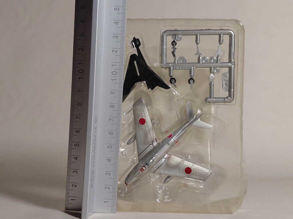 F-toys 1/144 JASDF Collection 2 F-86F Air Self-Defense Force Komaki Base 8Th Squadron