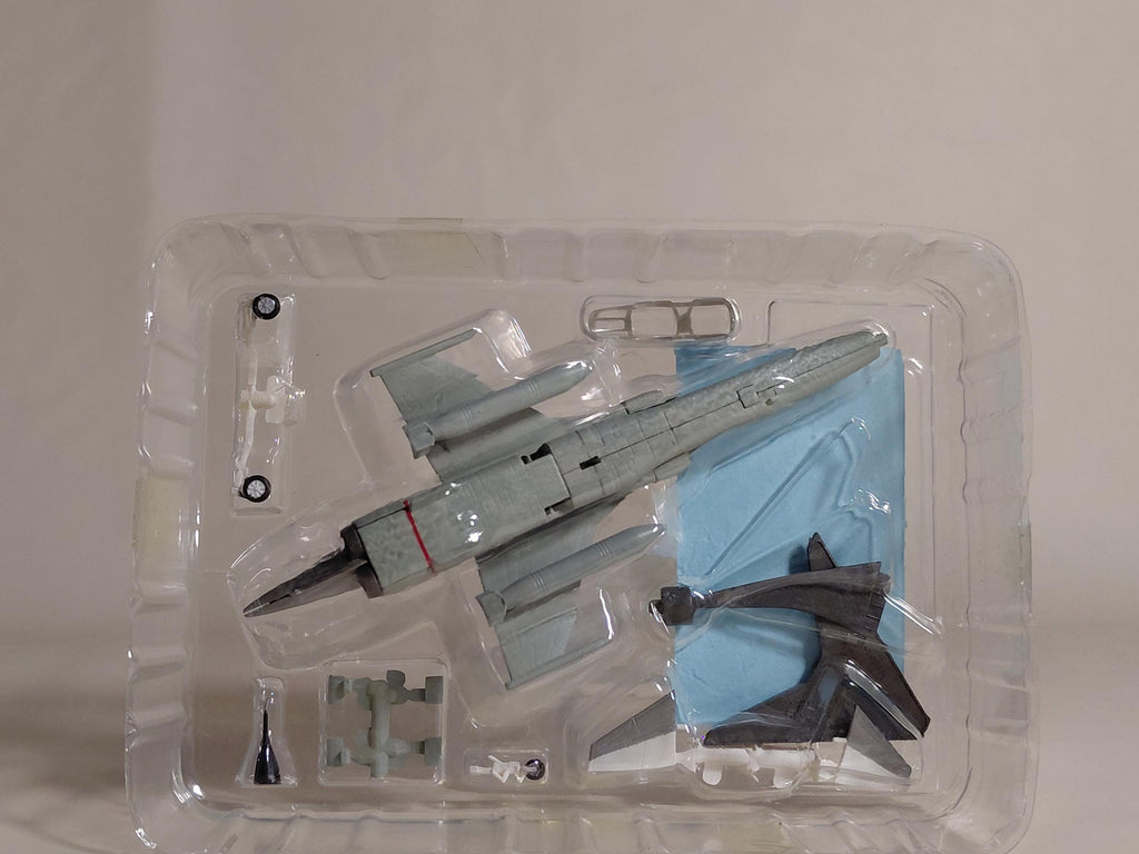F-toys 1/144 JASDF #3A T-2/F-1 1/144 T-2 Late Model 4th Air Wing 21st Squadron