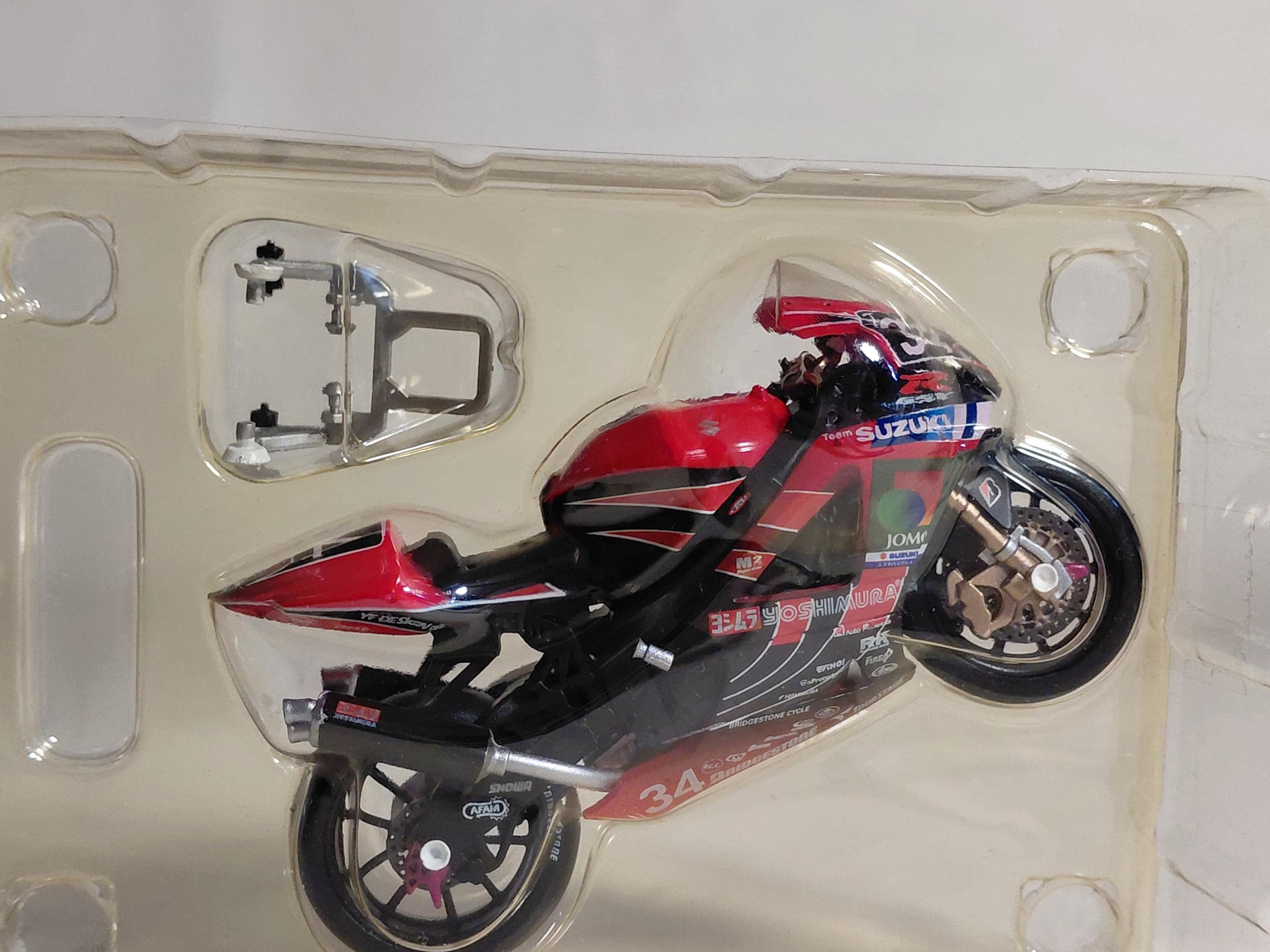 F-toys 1/24 Yoshimura Racing Collection Suzuki GSX-R1000 #34