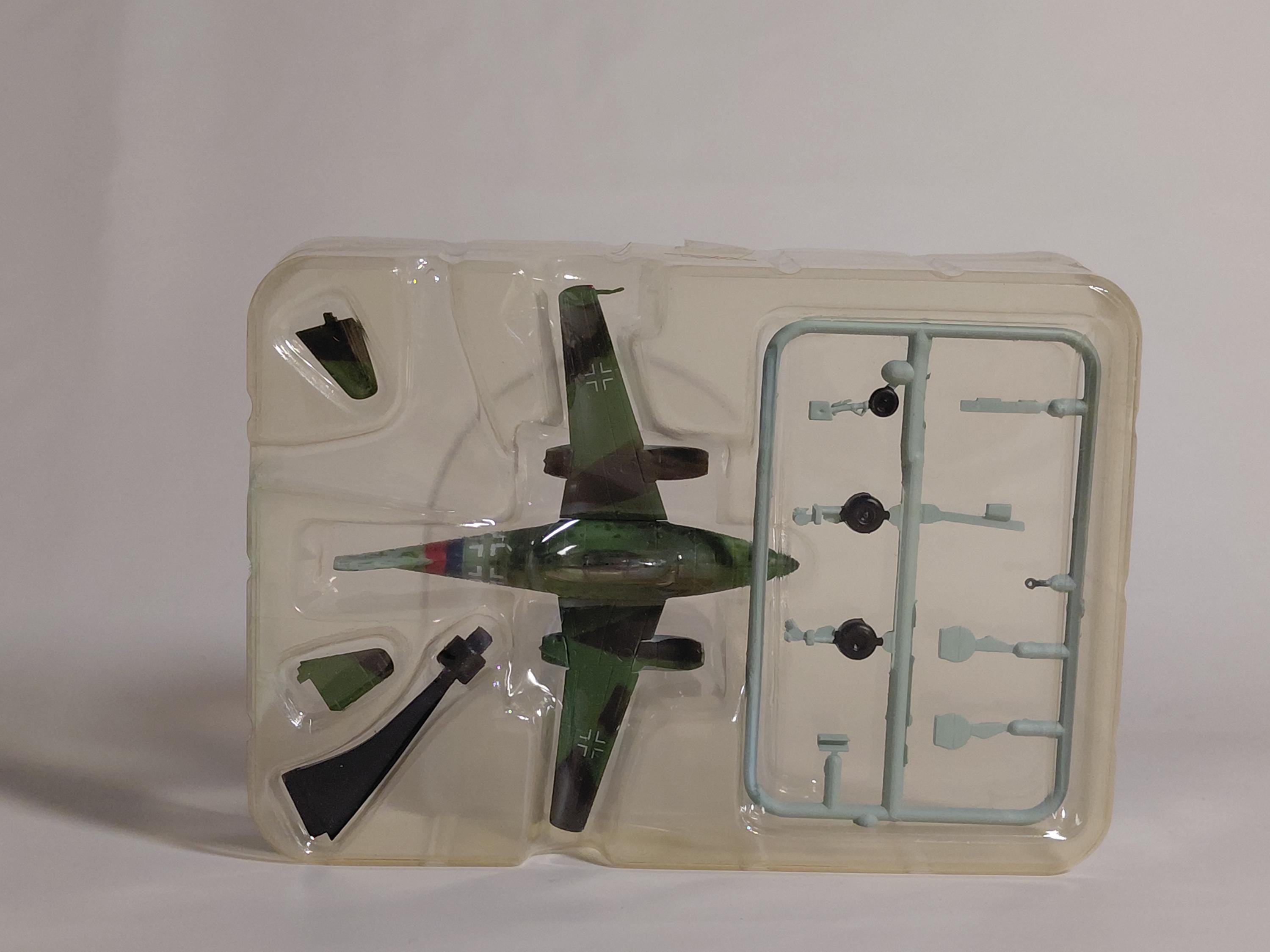 1/144 F-Toys Messerschmitt Me262A Early Jet Collection #2b