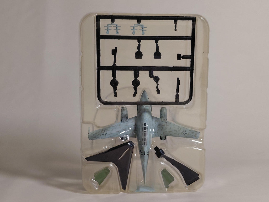 Me262B 1/144 #03B Luftwaffe 11th Night Fighter Aviation 10th Squadron Early Jet Collection F-Toys