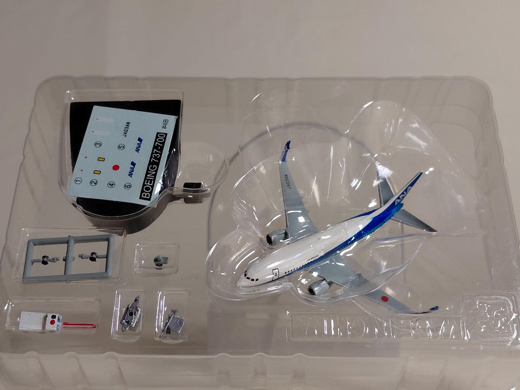 F-toys 1/500 ANA Wing Collection 2 Boeing 737-700